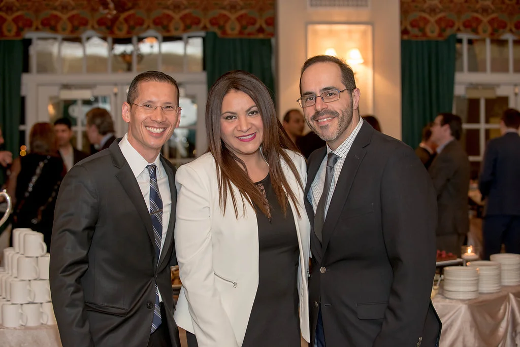 Dr. Douglass Lee (Southwest Gastroenterology) posing with Dr. Rogelio Silva (GI Associates) and his lovely spouse. 