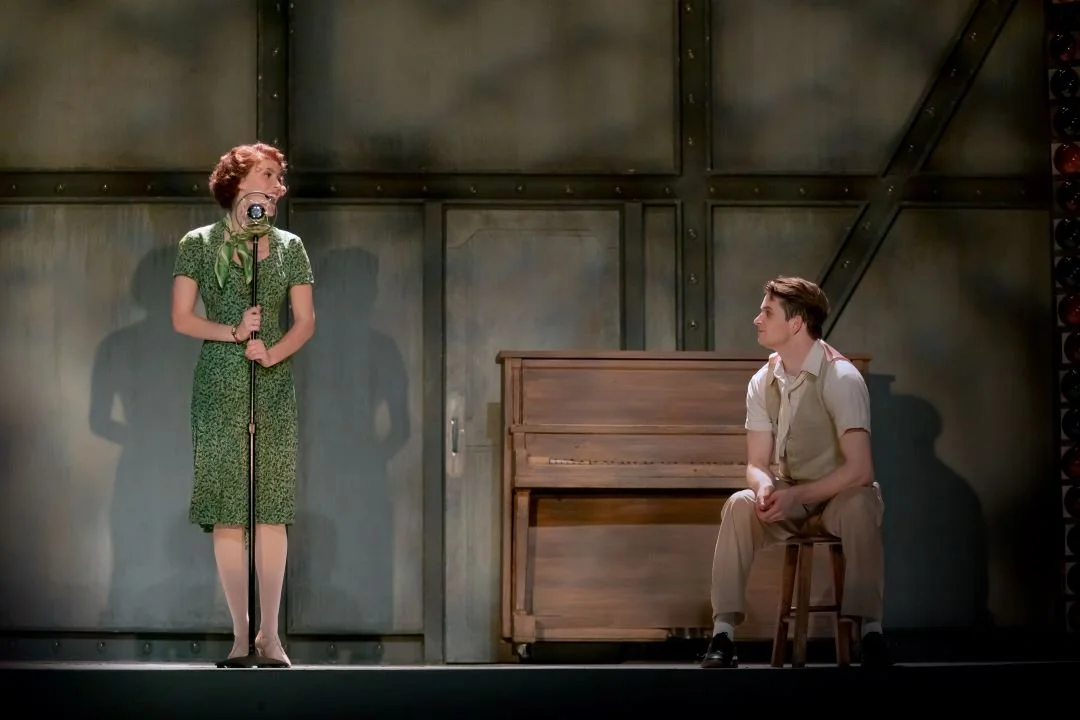 Singing in the Rain 290 edit.jpg