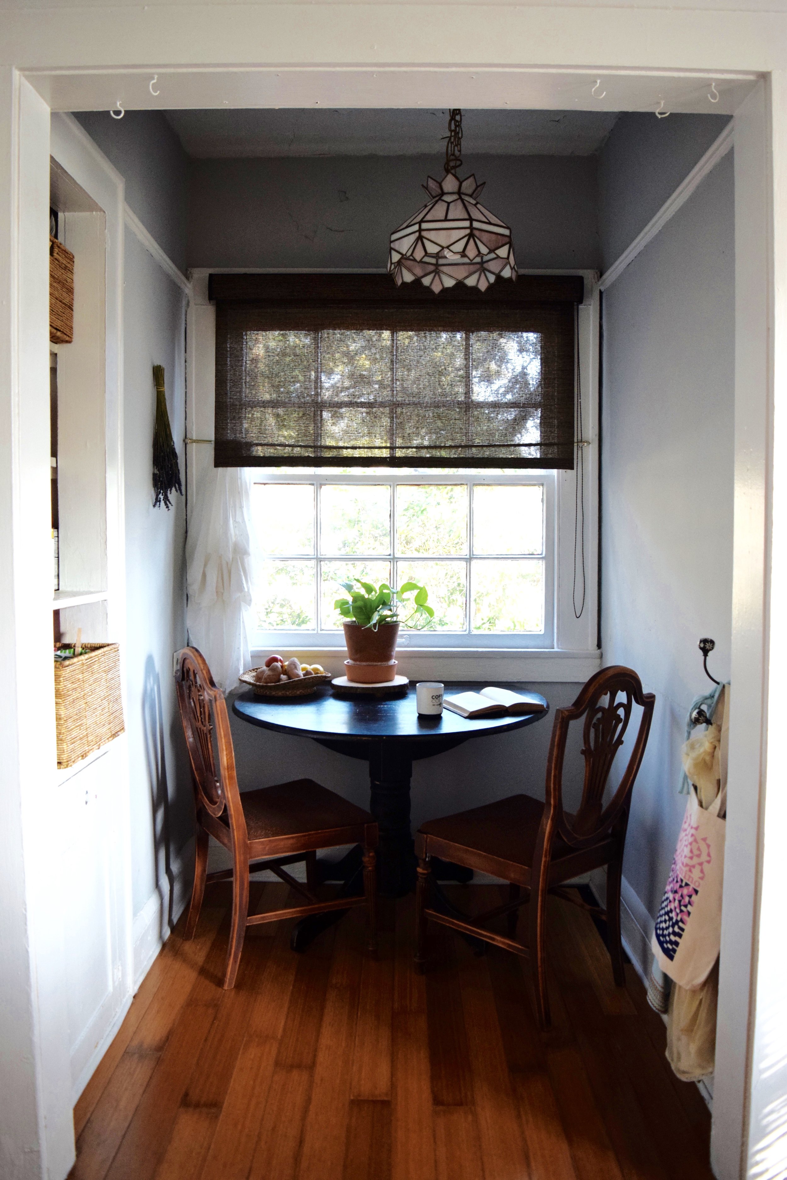 Kitchen - Before and After (via JacinthaPayne.com)