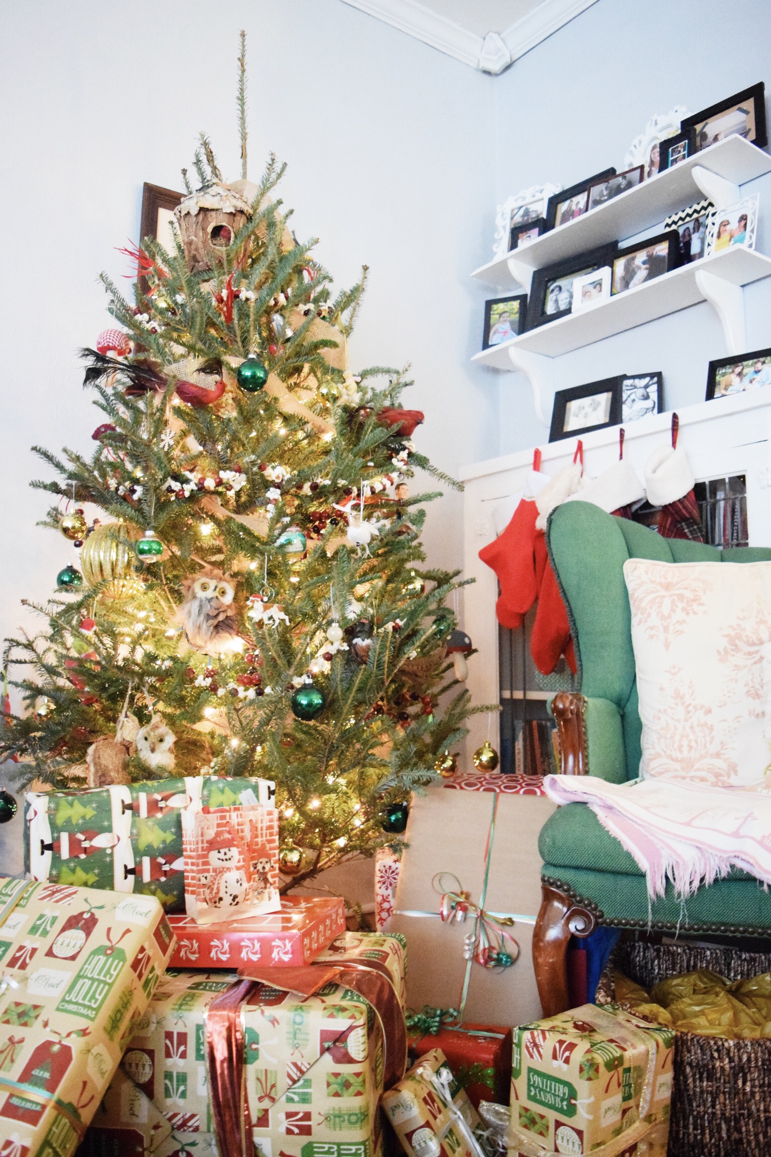 CHRISTMAS THINGS (via Jacinthapayne.com)