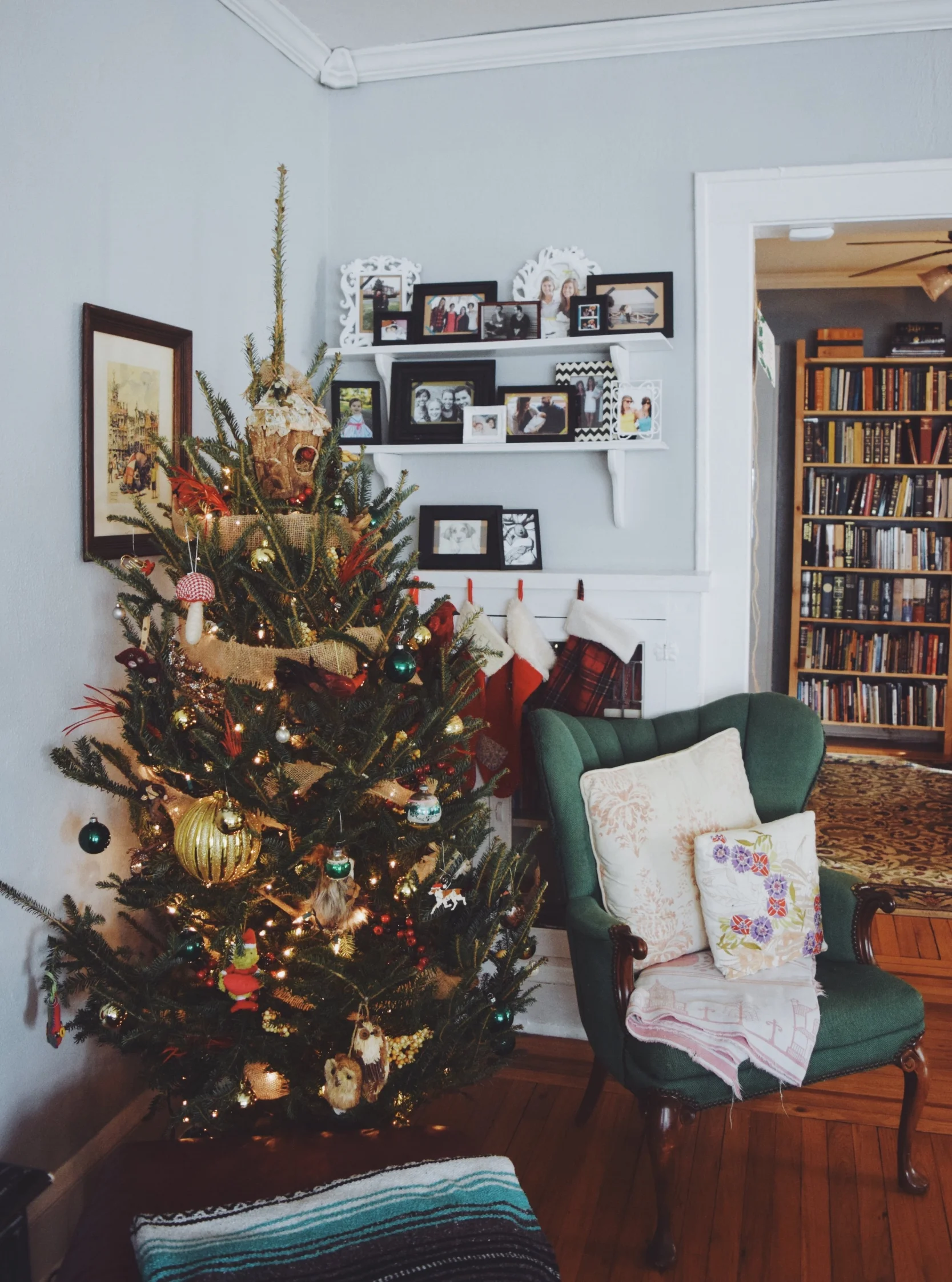 CHRISTMAS THINGS (via Jacinthapayne.com)