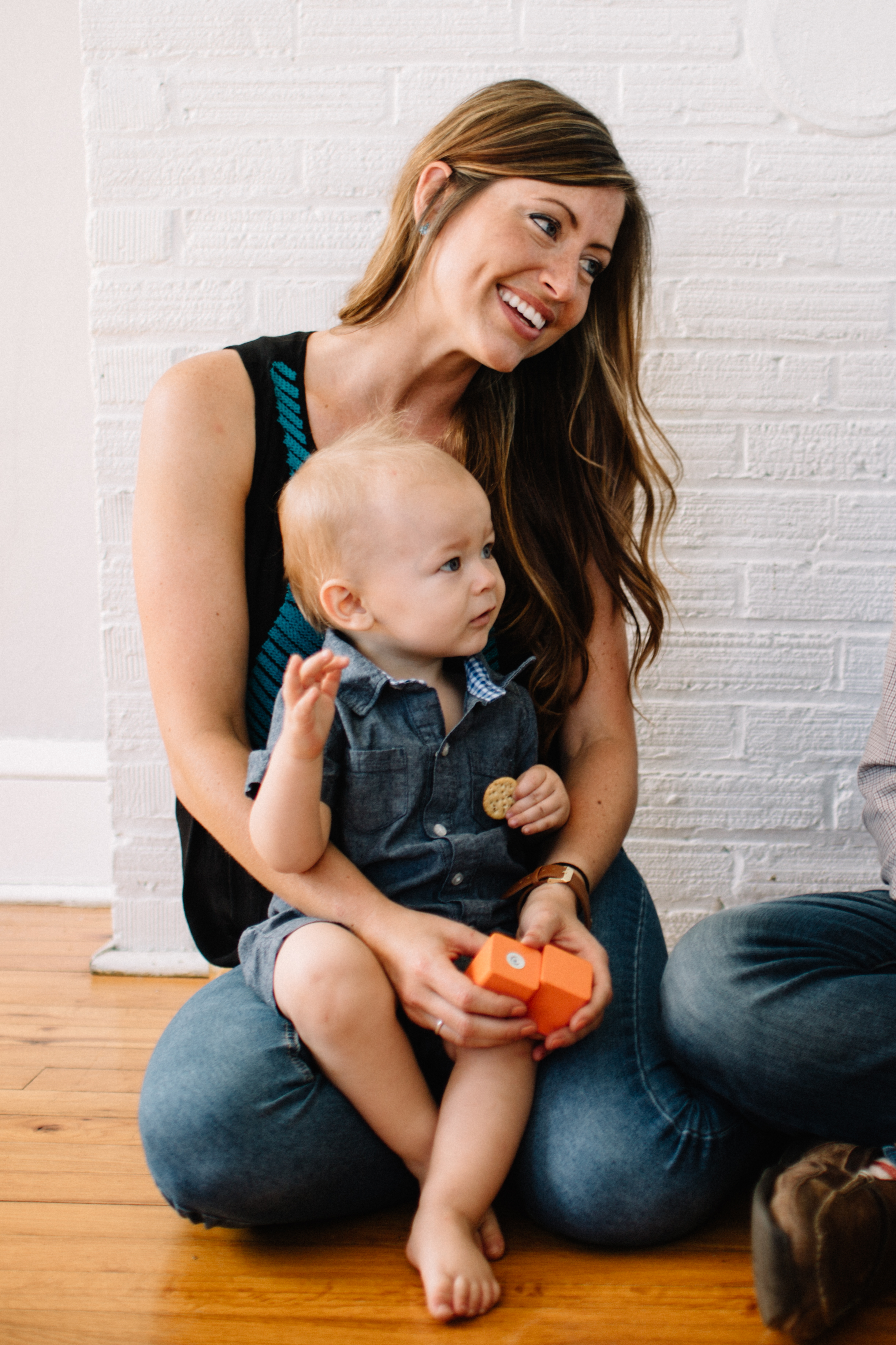 A FAMILY PHOTOSHOOT: ALI MARSH (Via JacinthaPayne.com)