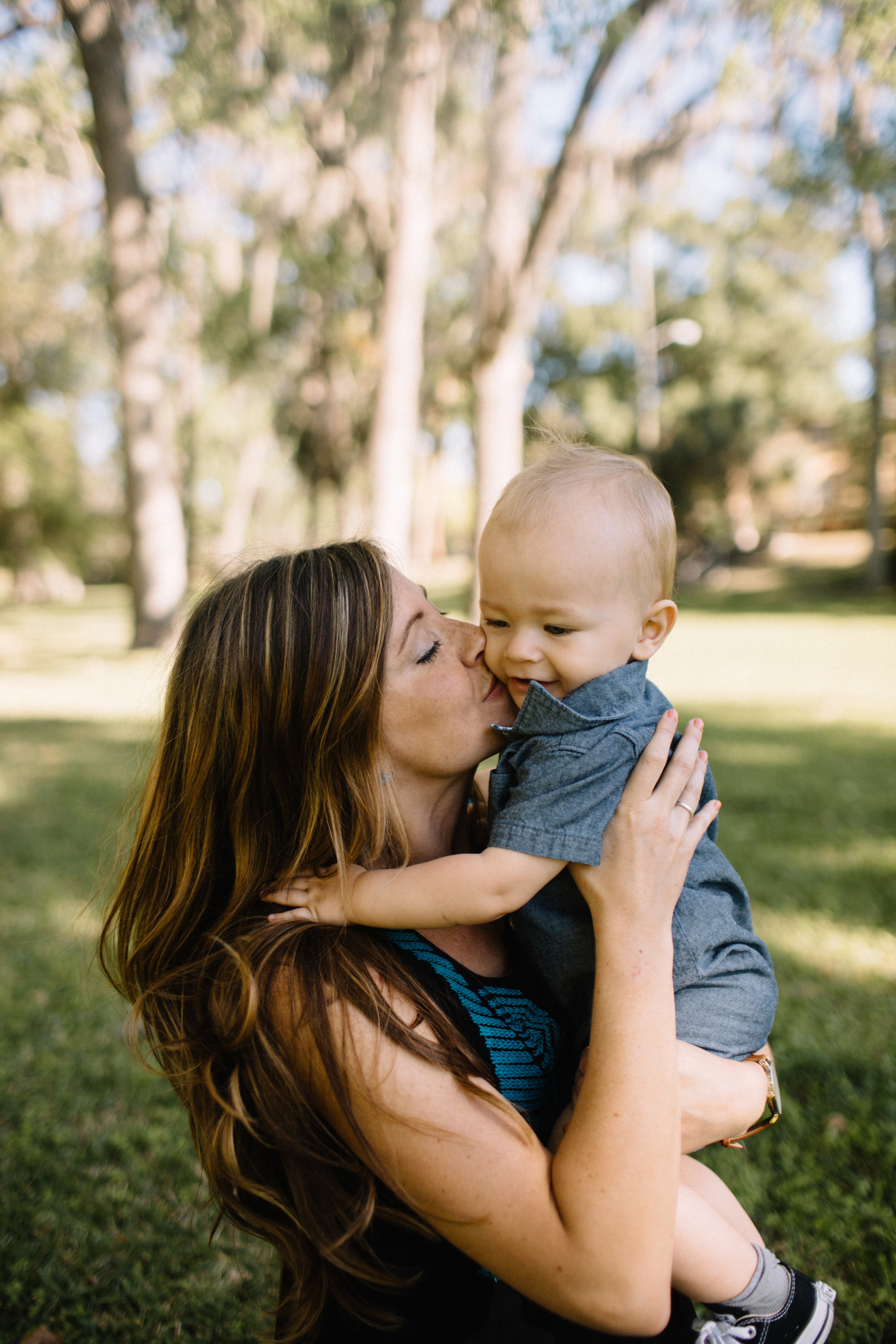 A FAMILY PHOTOSHOOT: ALI MARSH (Via JacinthaPayne.com)