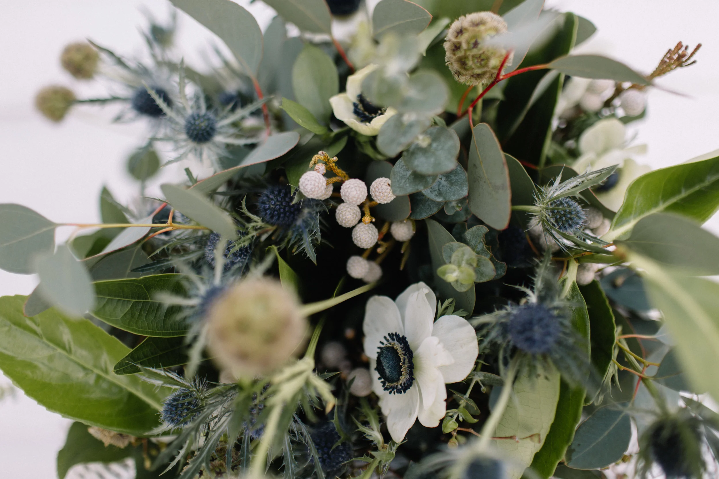 CREATING A WEDDING BOUQUET