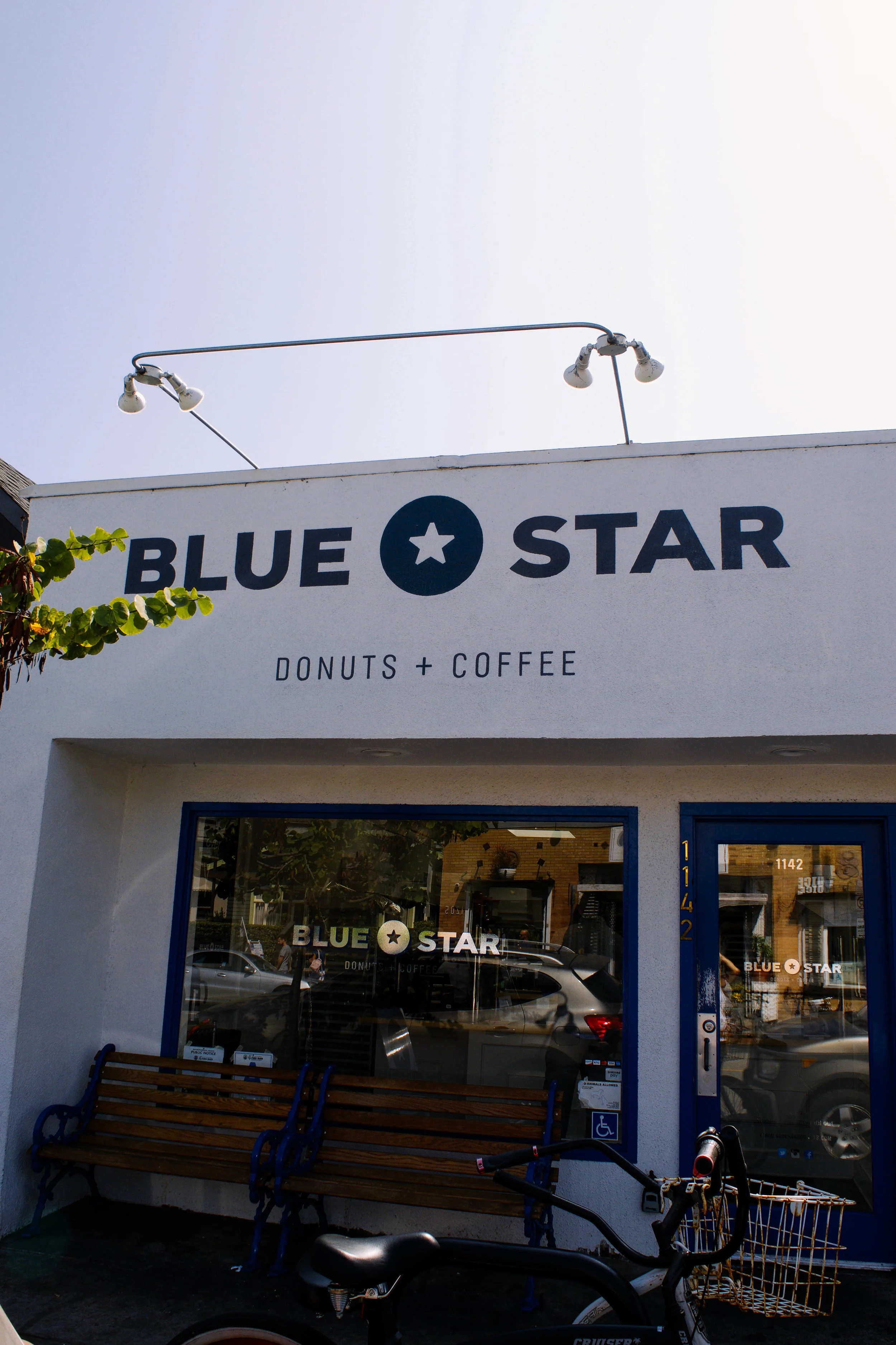 ADVENTURES IN ABBOTT KINNEY - CA (Via: JacinthaPayne.com)