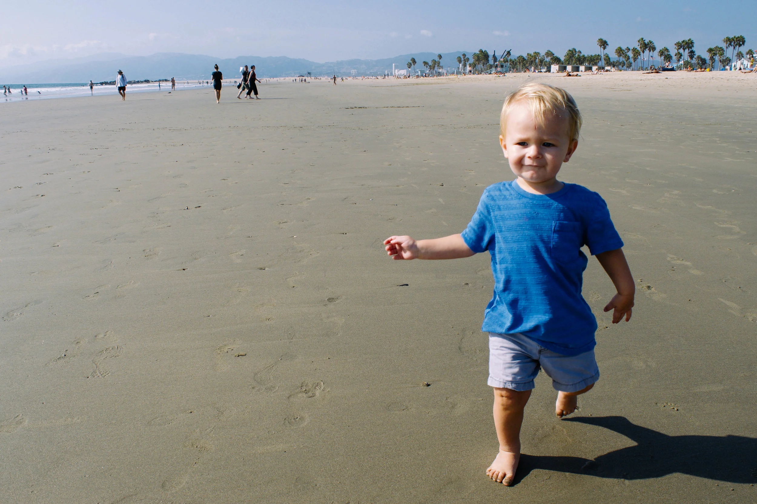 AN AFTERNOON ON VENICE BEACH - CA