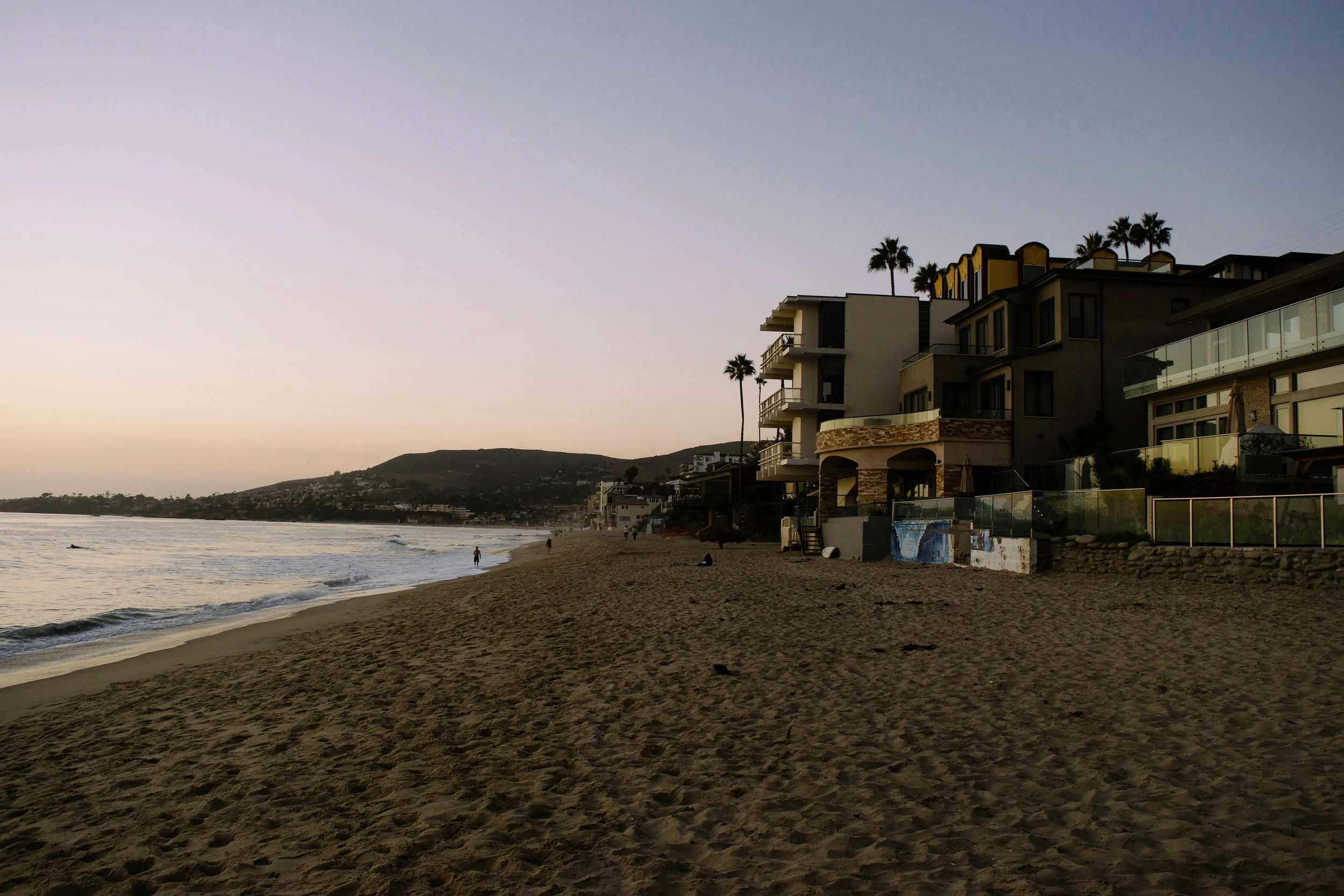 SUNSET AT LAGUNA BEACH - CA (Via: Jacintha Payne)