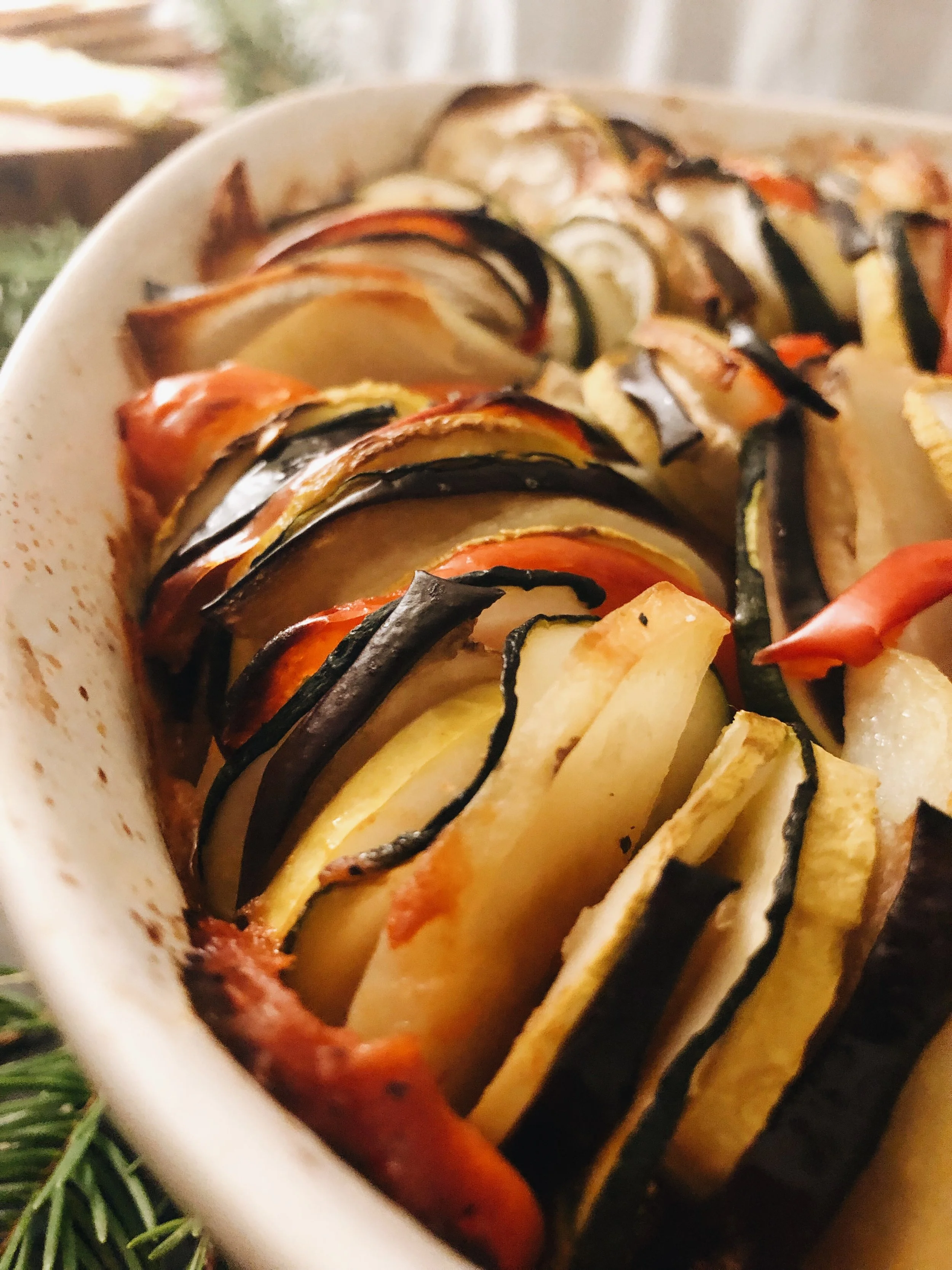 A FRENCH FRIENDSGIVING - VIA: JacinthaPayne.com