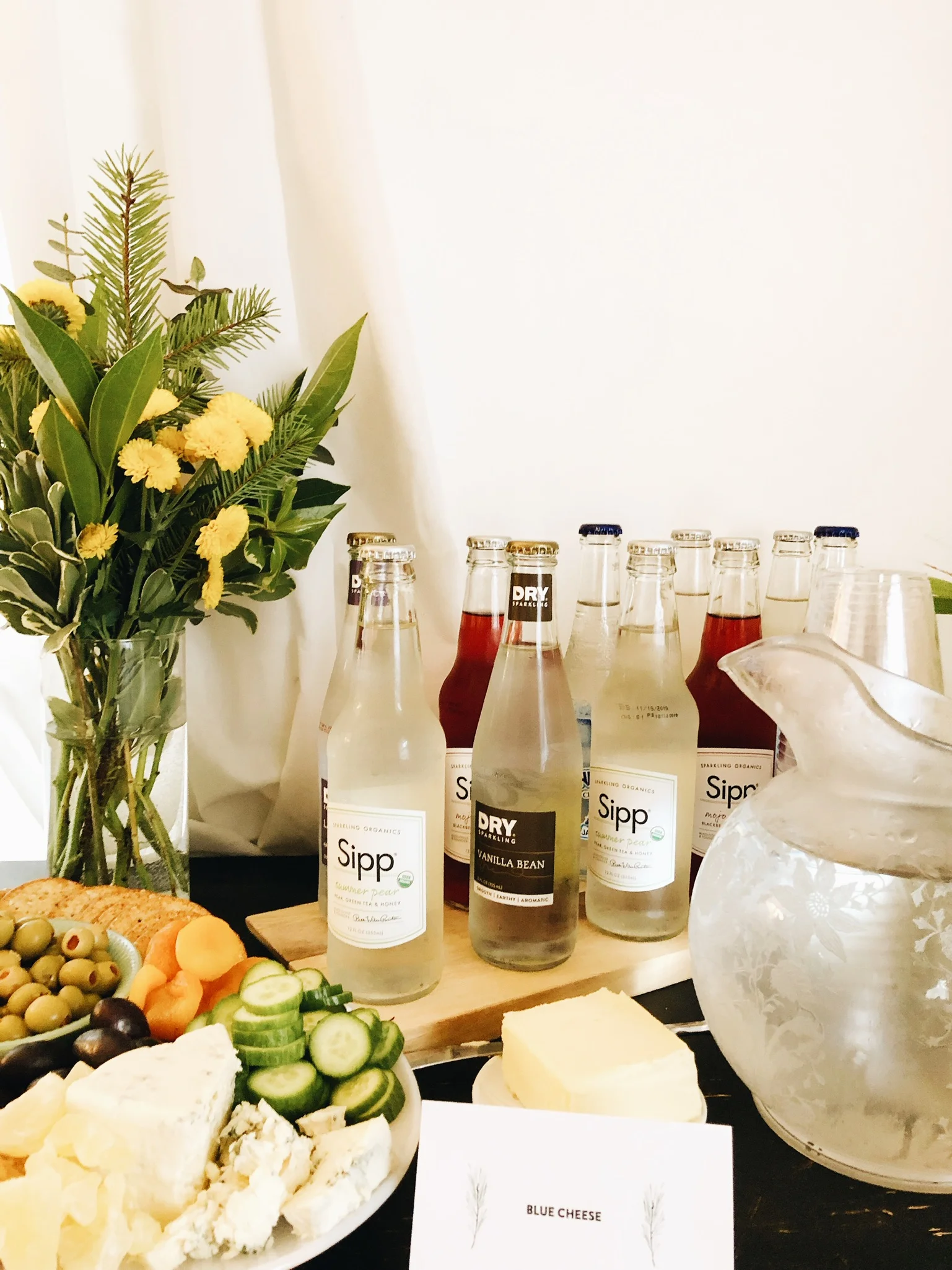 AN INTIMATE BABY SHOWER (VIA JacinthaPayne.com)