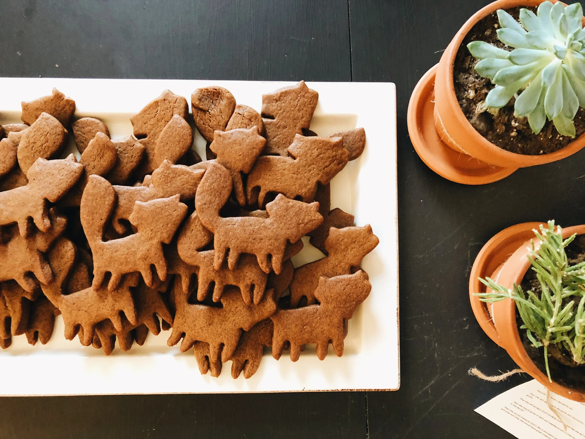 AN INTIMATE BABY SHOWER (VIA JacinthaPayne.com)