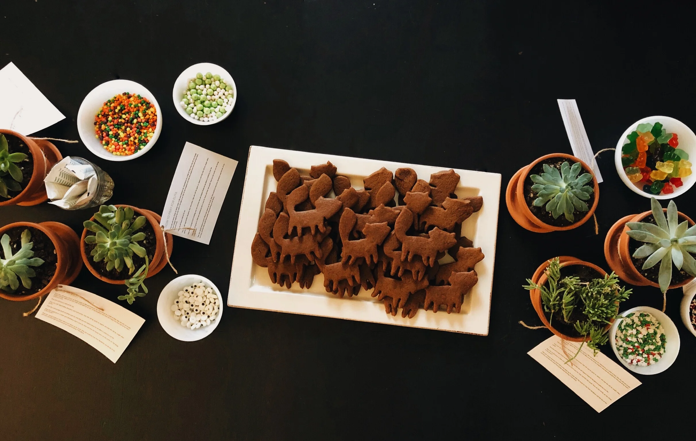 AN INTIMATE BABY SHOWER (VIA JacinthaPayne.com)