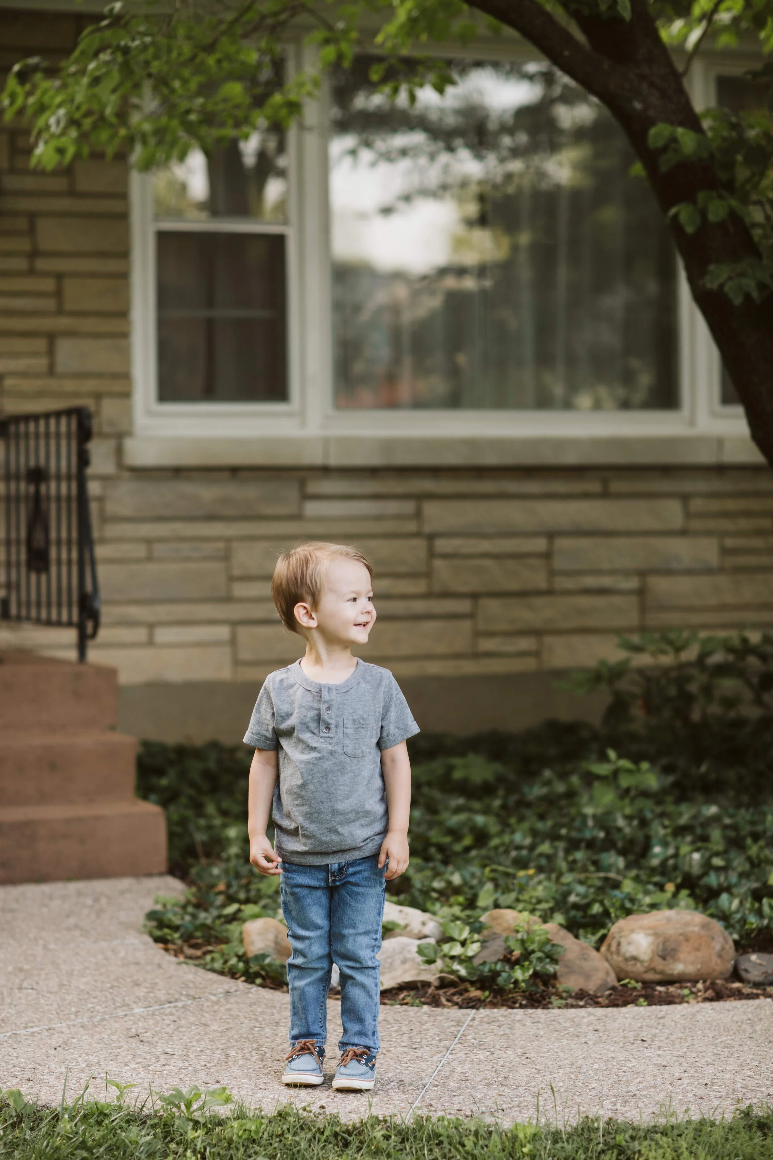 A FAMILY PHOTOSHOOT: ALI MARSH - 2019 (Via JacinthaPayne.com)