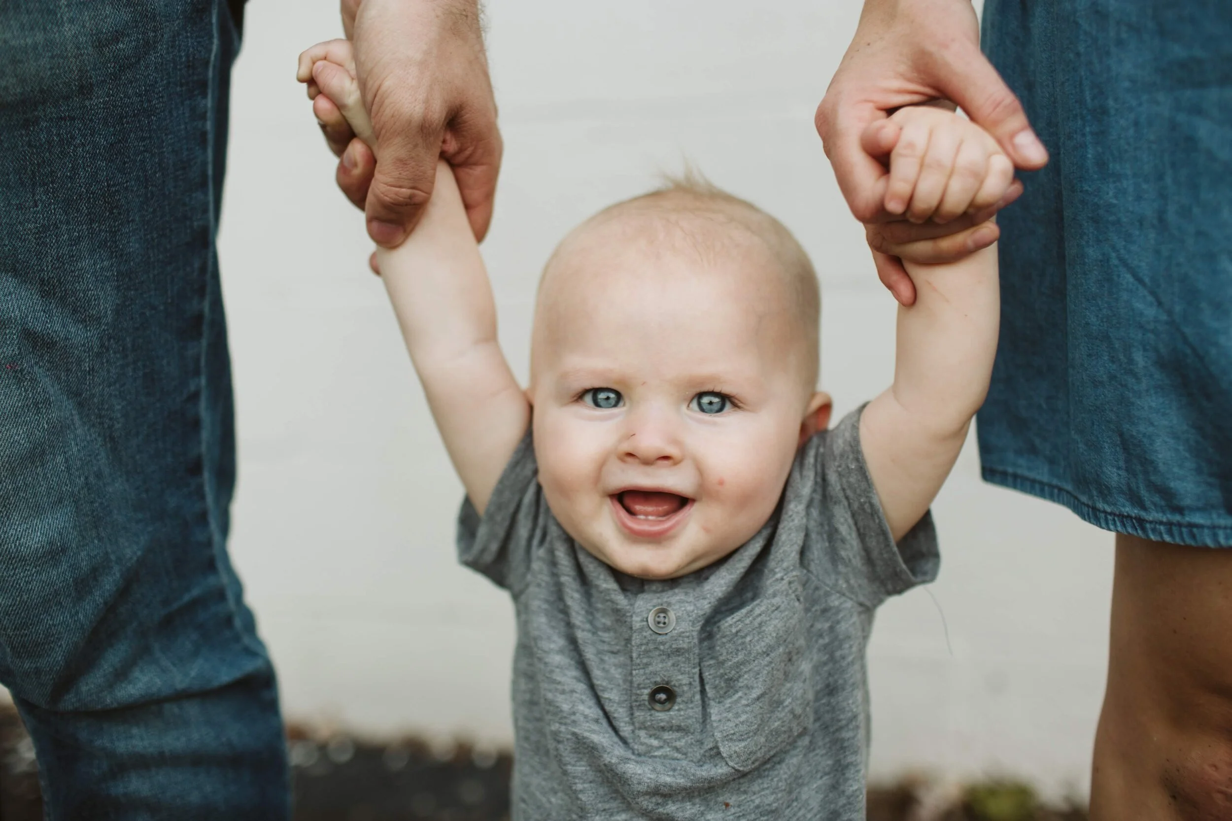 A FAMILY PHOTOSHOOT: ALI MARSH - 2019 (Via JacinthaPayne.com)