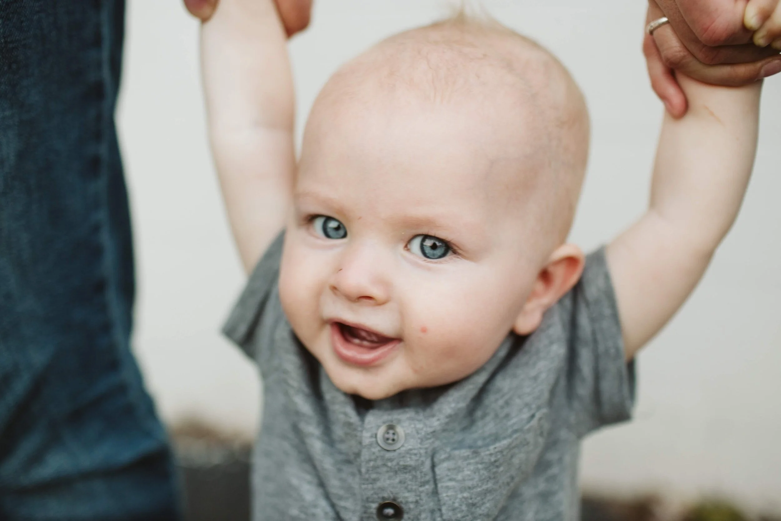 A FAMILY PHOTOSHOOT: ALI MARSH - 2019 (Via JacinthaPayne.com)