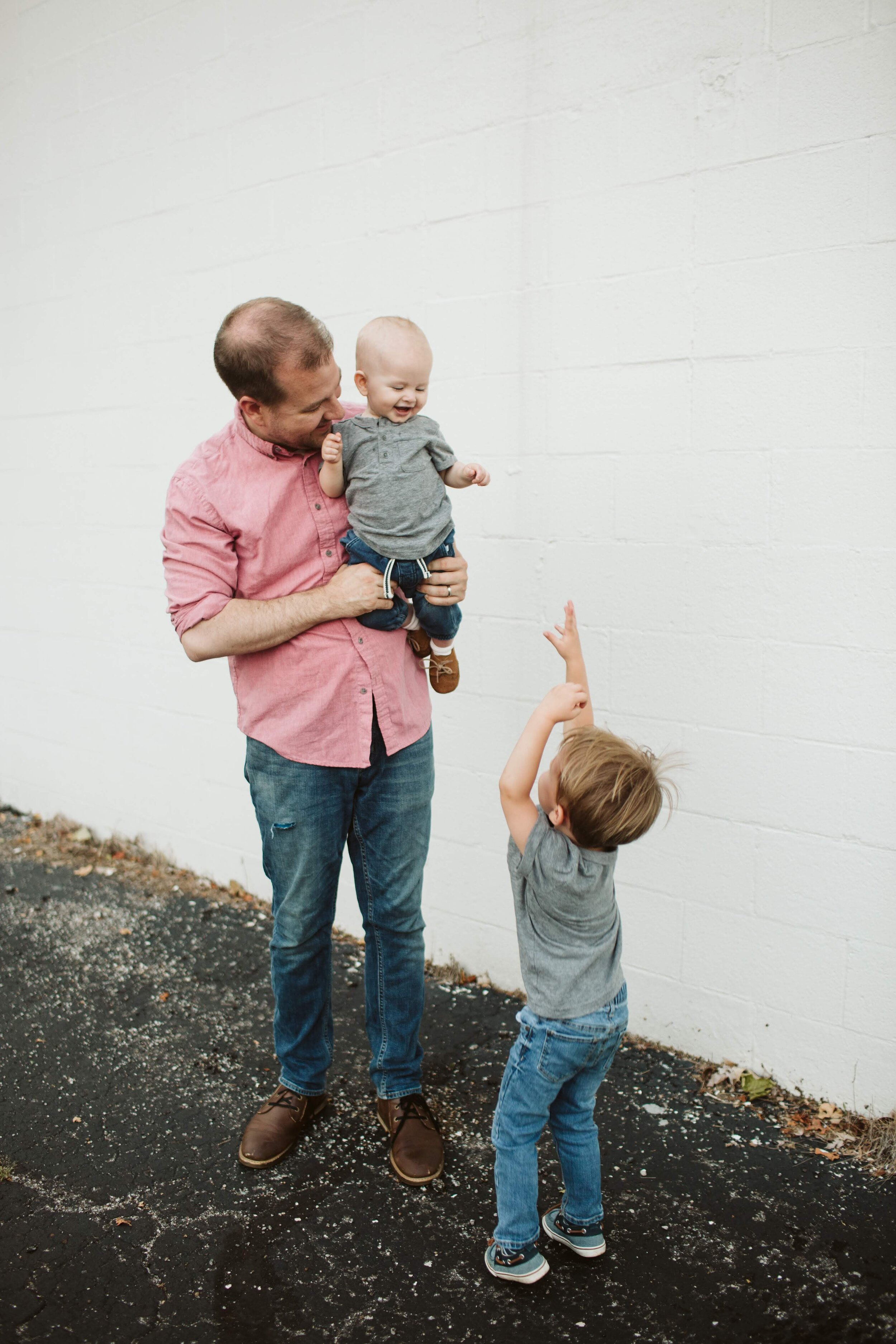A FAMILY PHOTOSHOOT: ALI MARSH - 2019 (Via JacinthaPayne.com)
