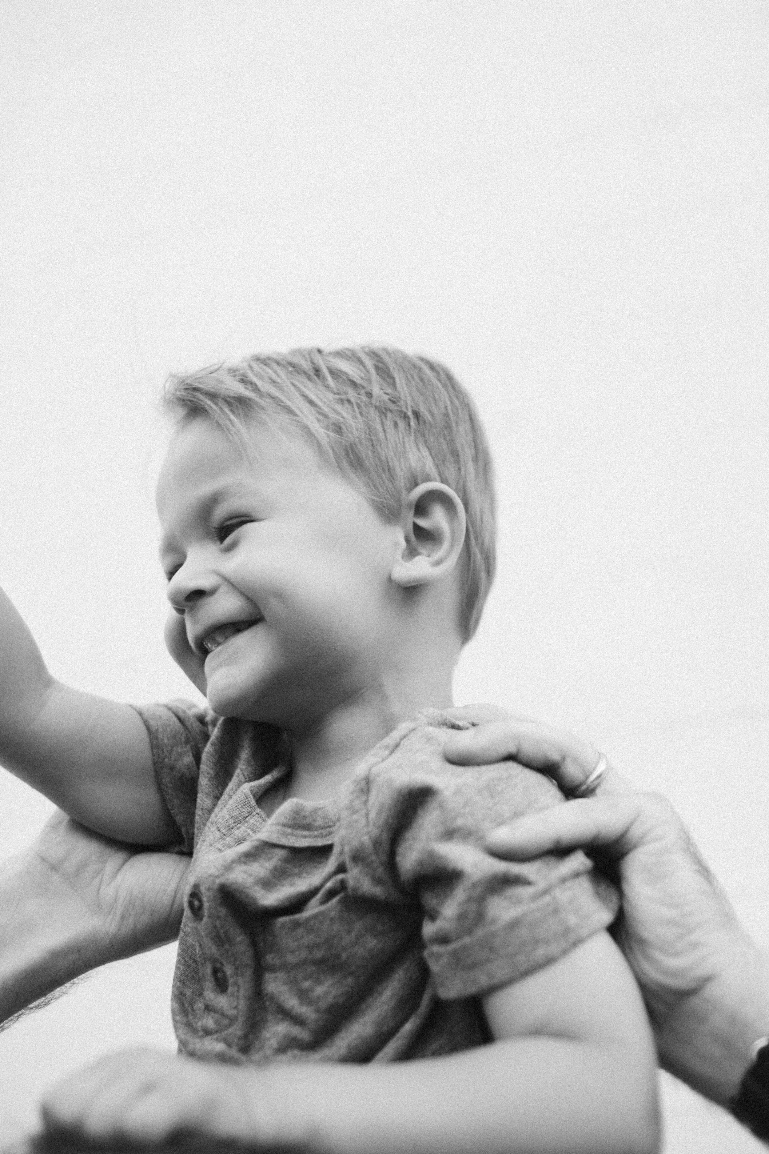 A FAMILY PHOTOSHOOT: ALI MARSH - 2019 (Via JacinthaPayne.com)