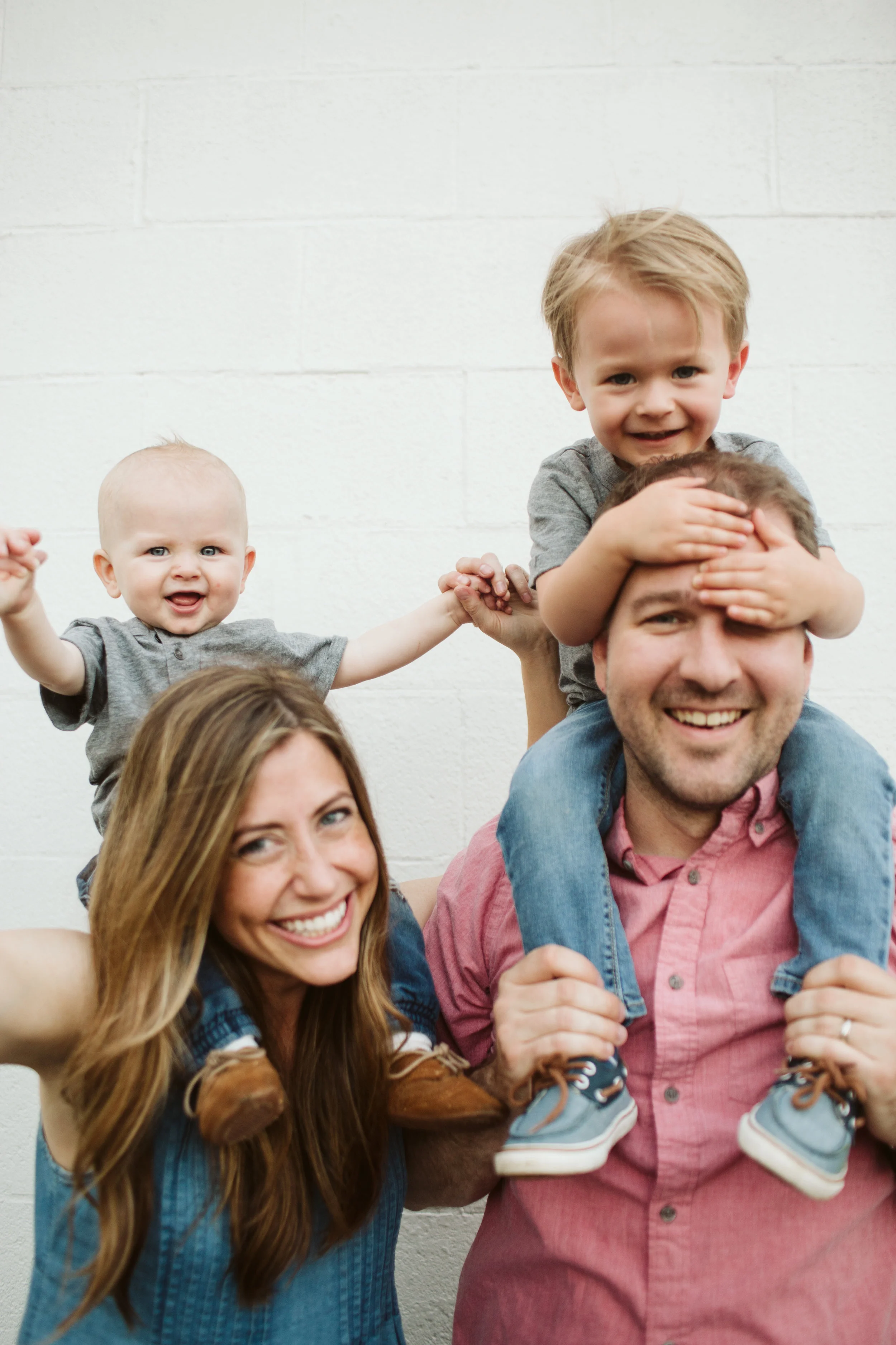 A FAMILY PHOTOSHOOT: ALI MARSH - 2019