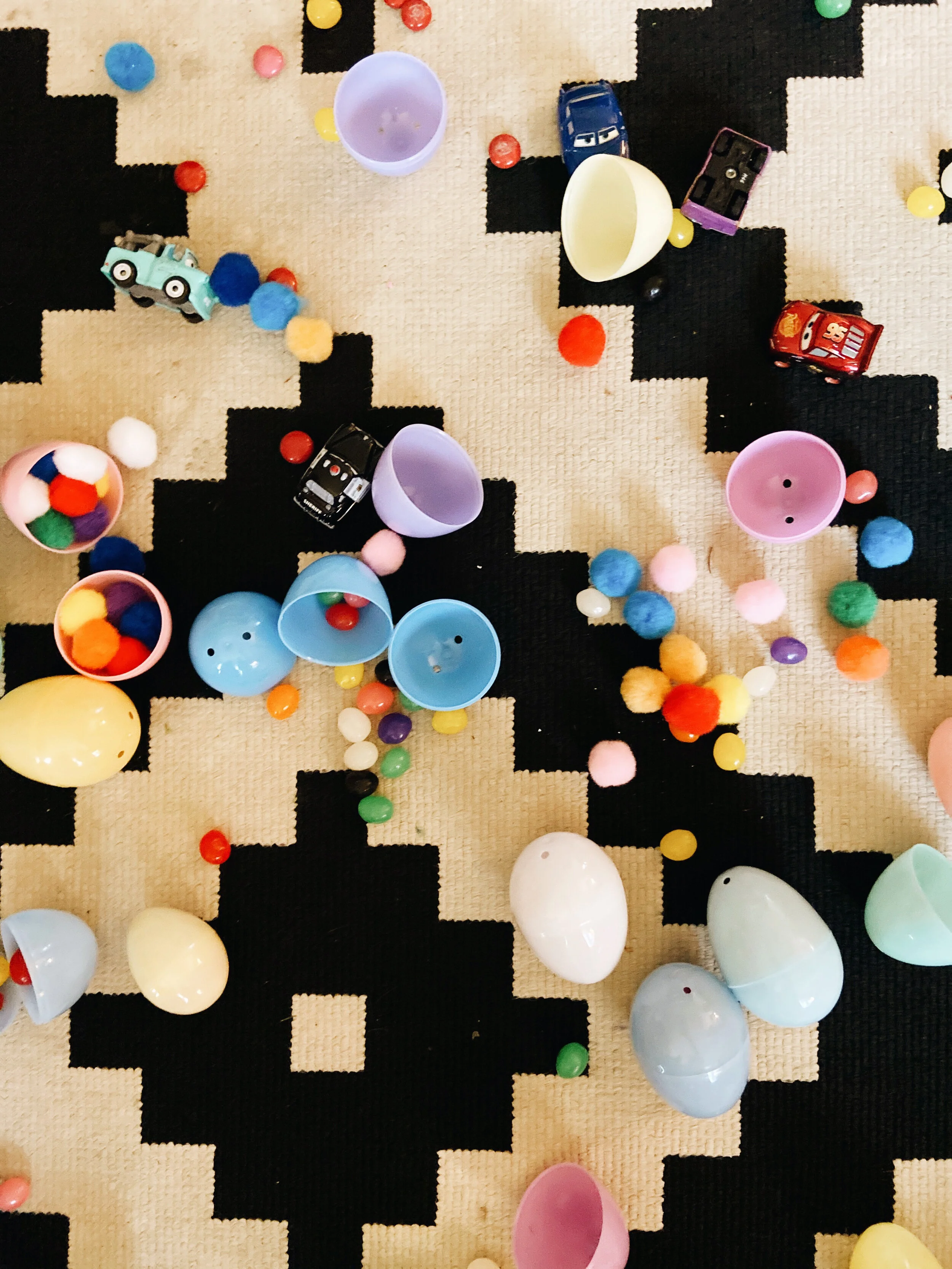 AN EASTER AT HOME  (Via JacinthaPayne.com)