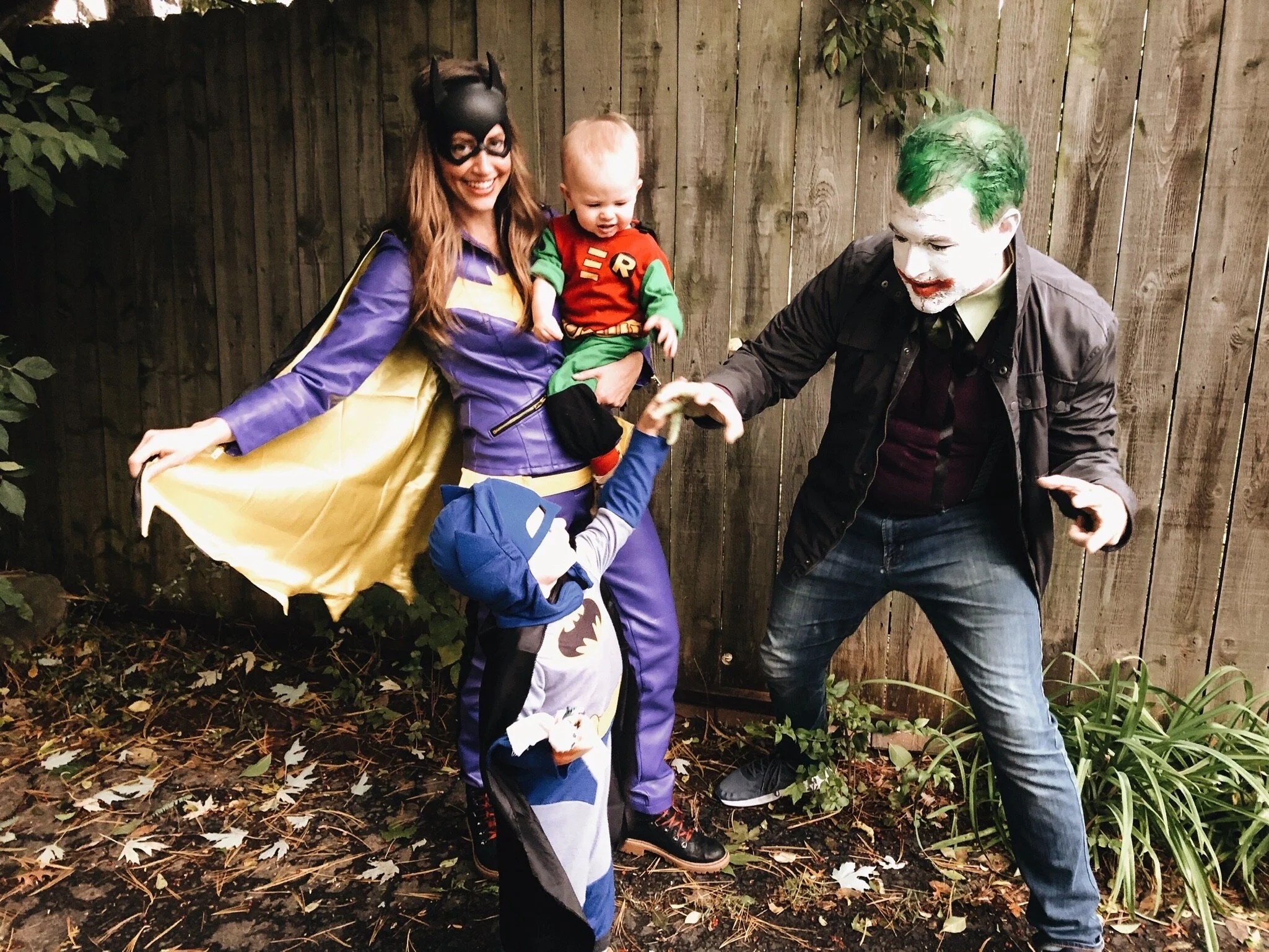 HOLY HALLOWEEN, BATMAN! - 2019 (Via JacinthaPayne.com)