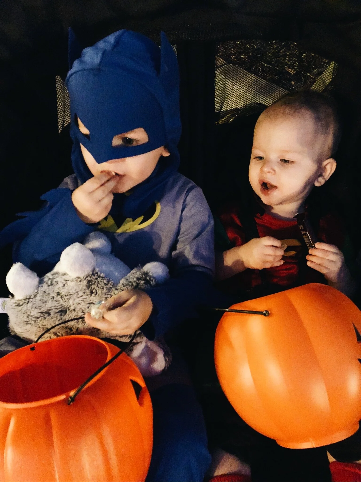 HOLY HALLOWEEN, BATMAN! - 2019 (Via JacinthaPayne.com)
