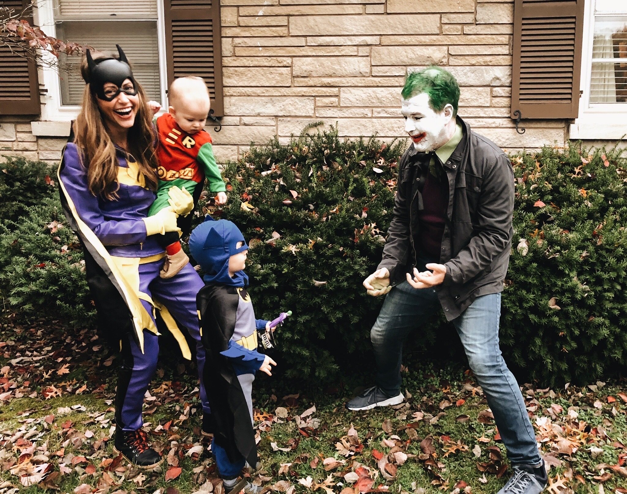 HOLY HALLOWEEN, BATMAN! - 2019 (Via JacinthaPayne.com)