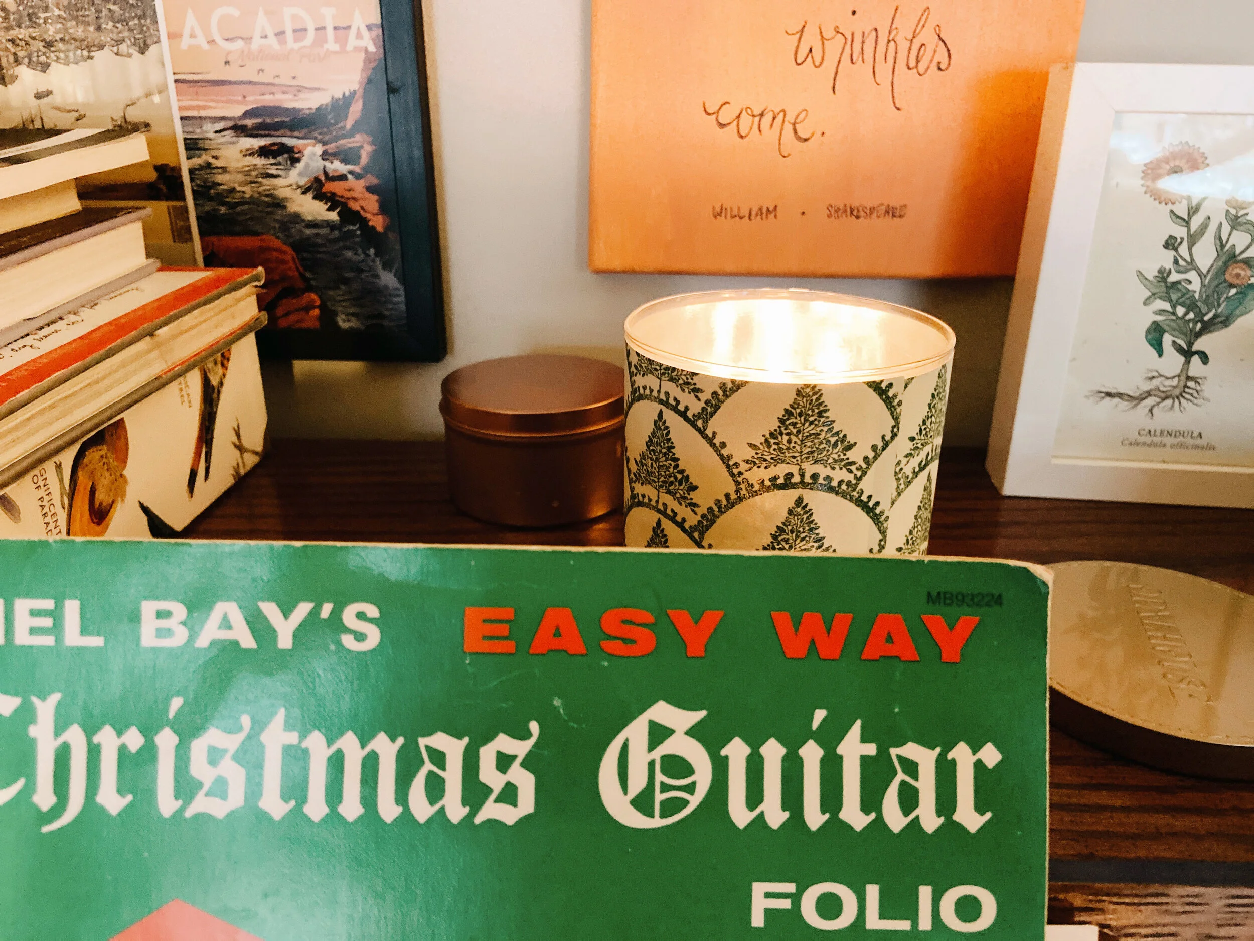 HOLIDAY LIVING ROOM TOUR (Via JacinthaPayne.com)