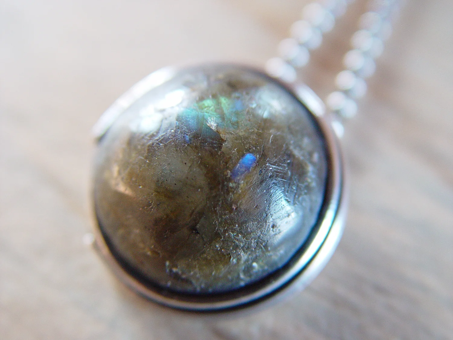 labradorite_sterling_silver_pendant .jpg