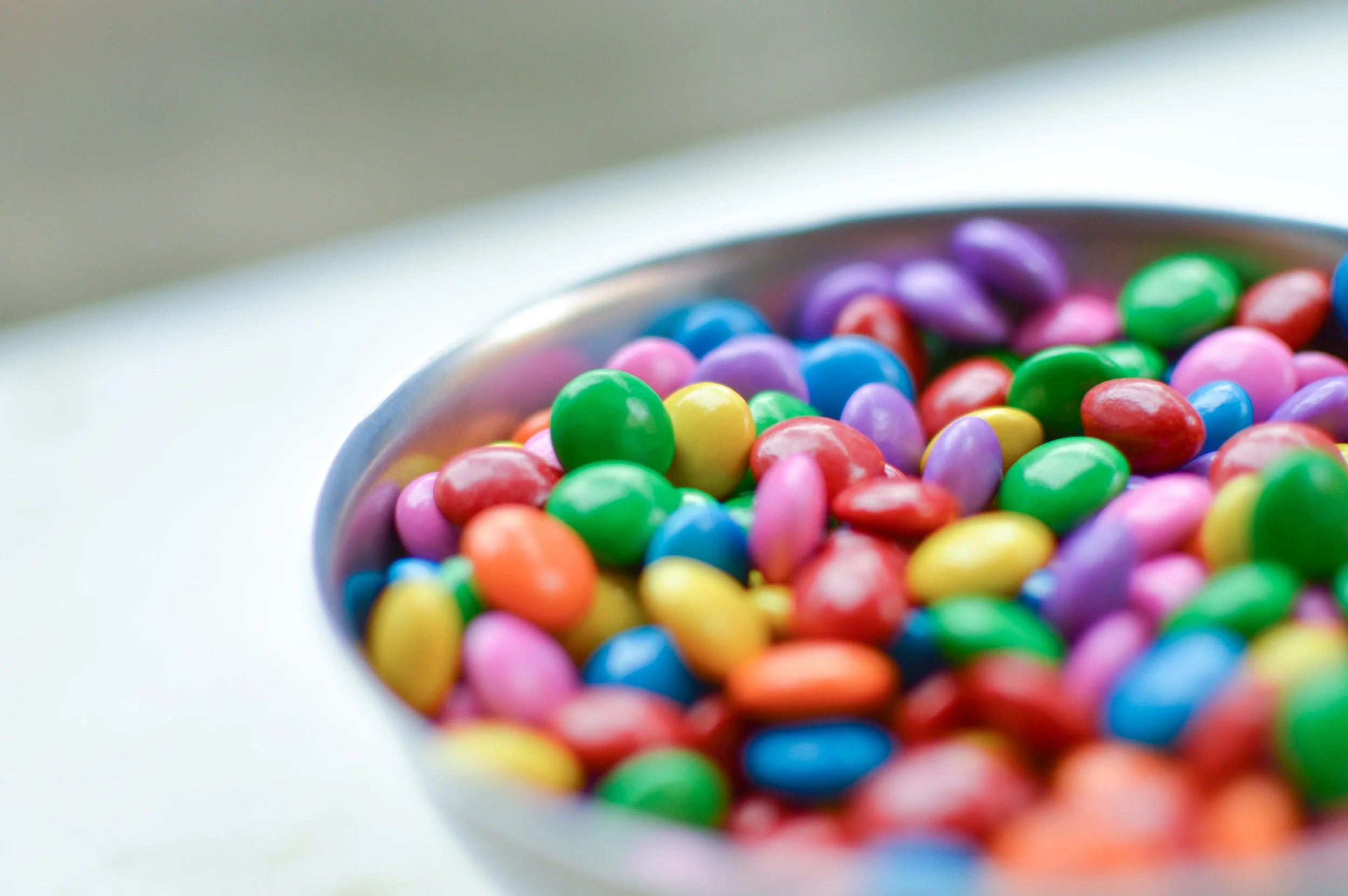 bowl-candy-chocolate-65547.jpg