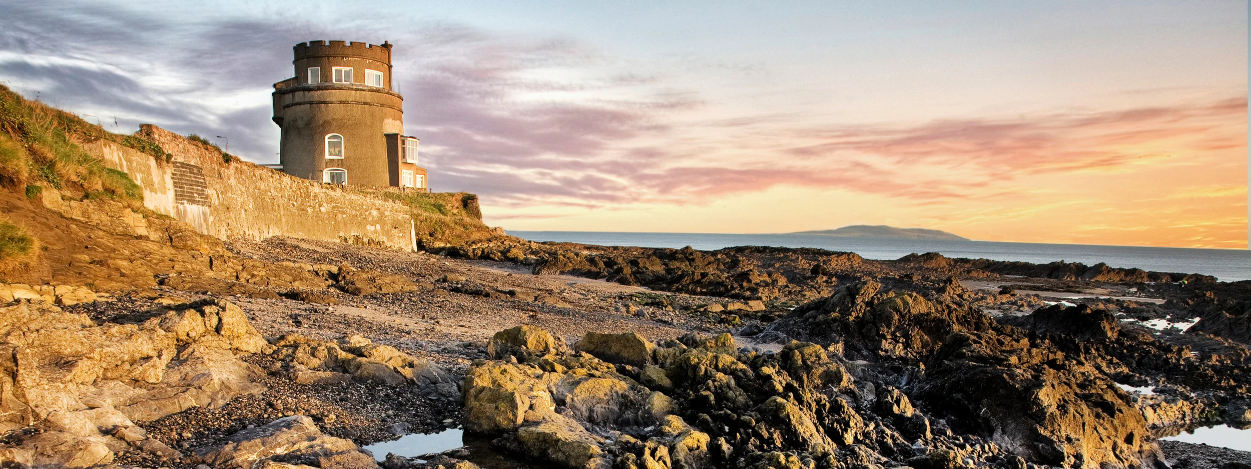 Martello Tower, Portmarnock (16x6 col)