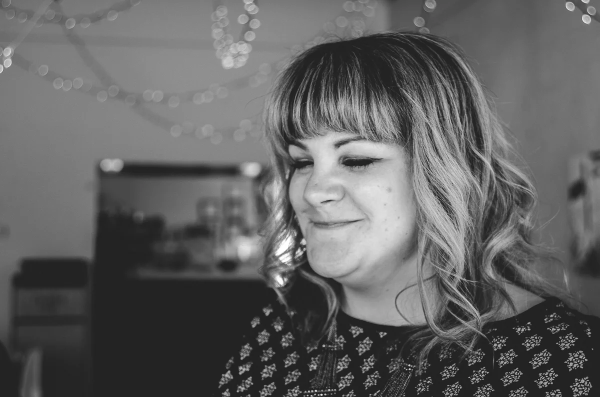 atlanta lifestyle photographer | meet lynne tanzer of hodgepodge coffeehouse and gallery