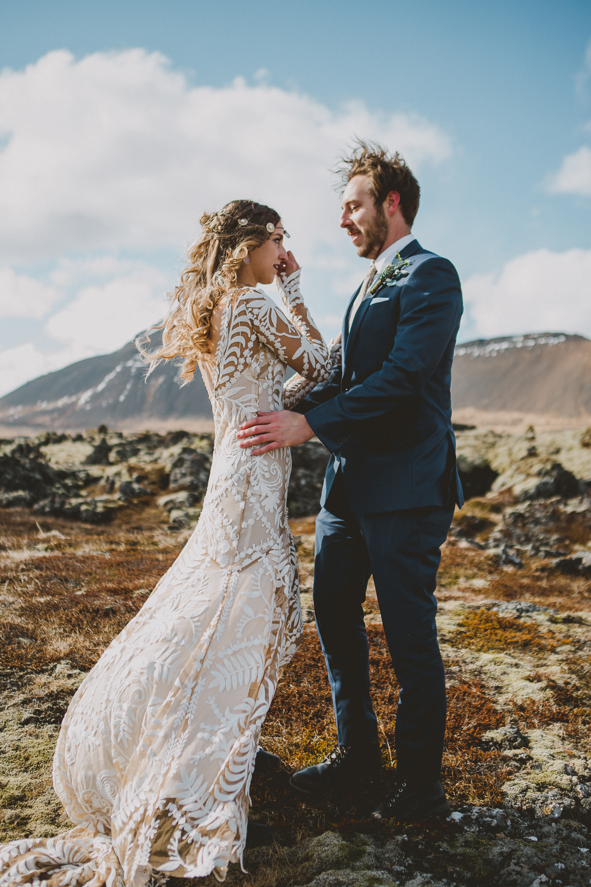 courtney-chris-reykjavik-iceland-elopment-kelley-raye-atlanta-destination-wedding-photographer-137.jpg