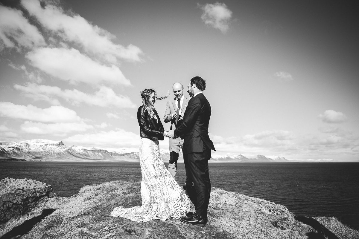courtney-chris-reykjavik-iceland-elopment-kelley-raye-atlanta-destination-wedding-photographer-197.jpg