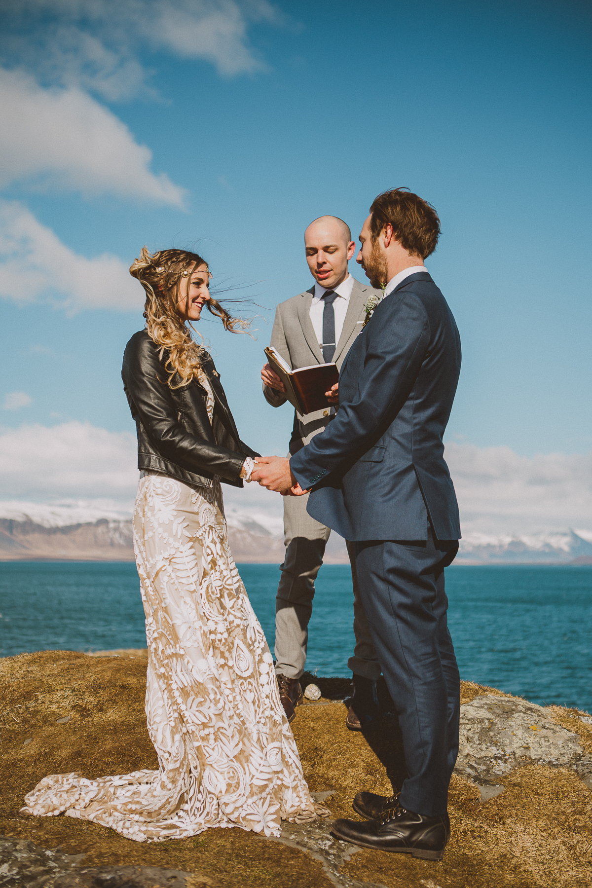 courtney-chris-reykjavik-iceland-elopment-kelley-raye-atlanta-destination-wedding-photographer-199.jpg