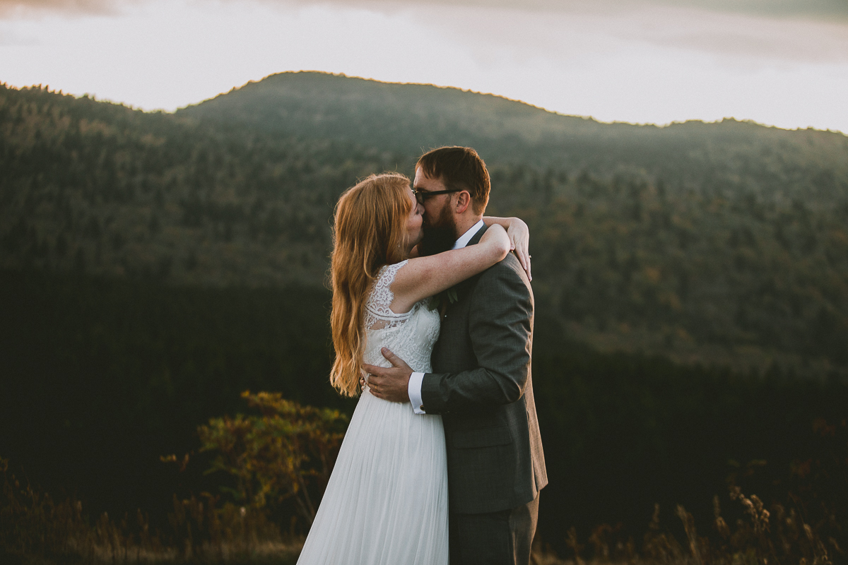 asheville-black-balsam-knob-intimate-wedding-kelley-raye-atlanta-wedding-photographer-43.jpg