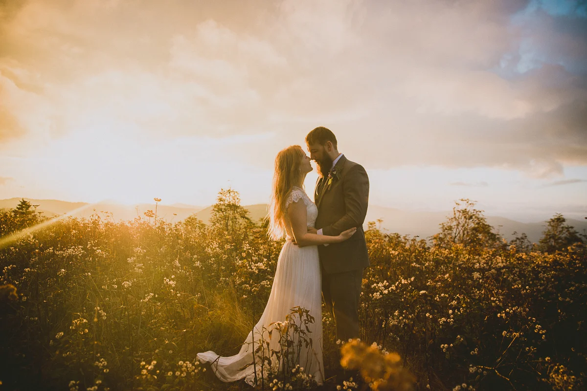 asheville-black-balsam-knob-intimate-wedding-kelley-raye-atlanta-wedding-photographer-78.jpg