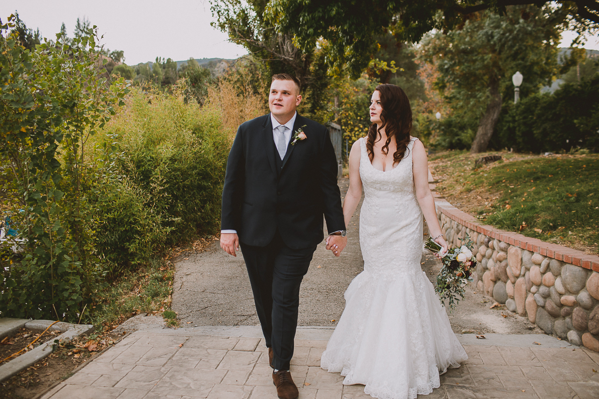 lodge-malibou-lake-agoura-hills-kelley-raye-los-angeles-wedding-photographer-194.jpg