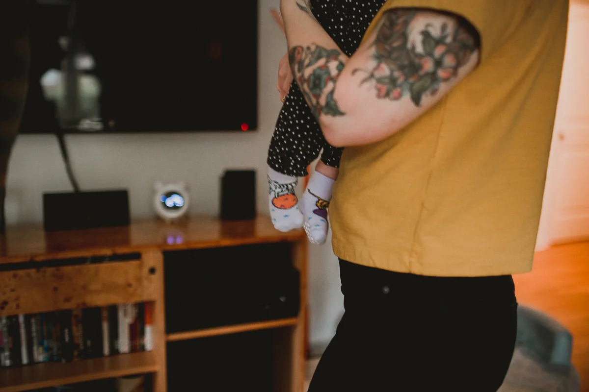 inhome-family-session-kelley-raye-los-angeles-lifestyle-photographer-18.jpg