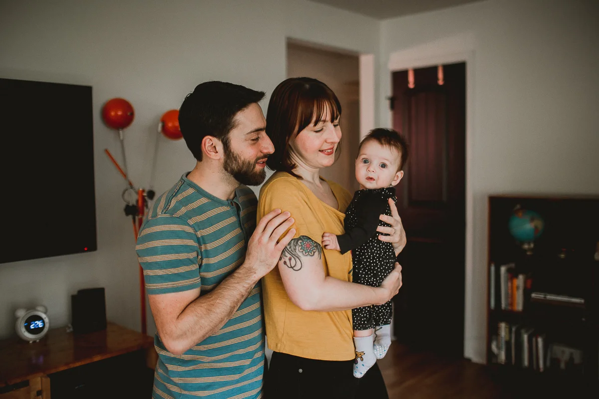 inhome-family-session-kelley-raye-los-angeles-lifestyle-photographer-20.jpg
