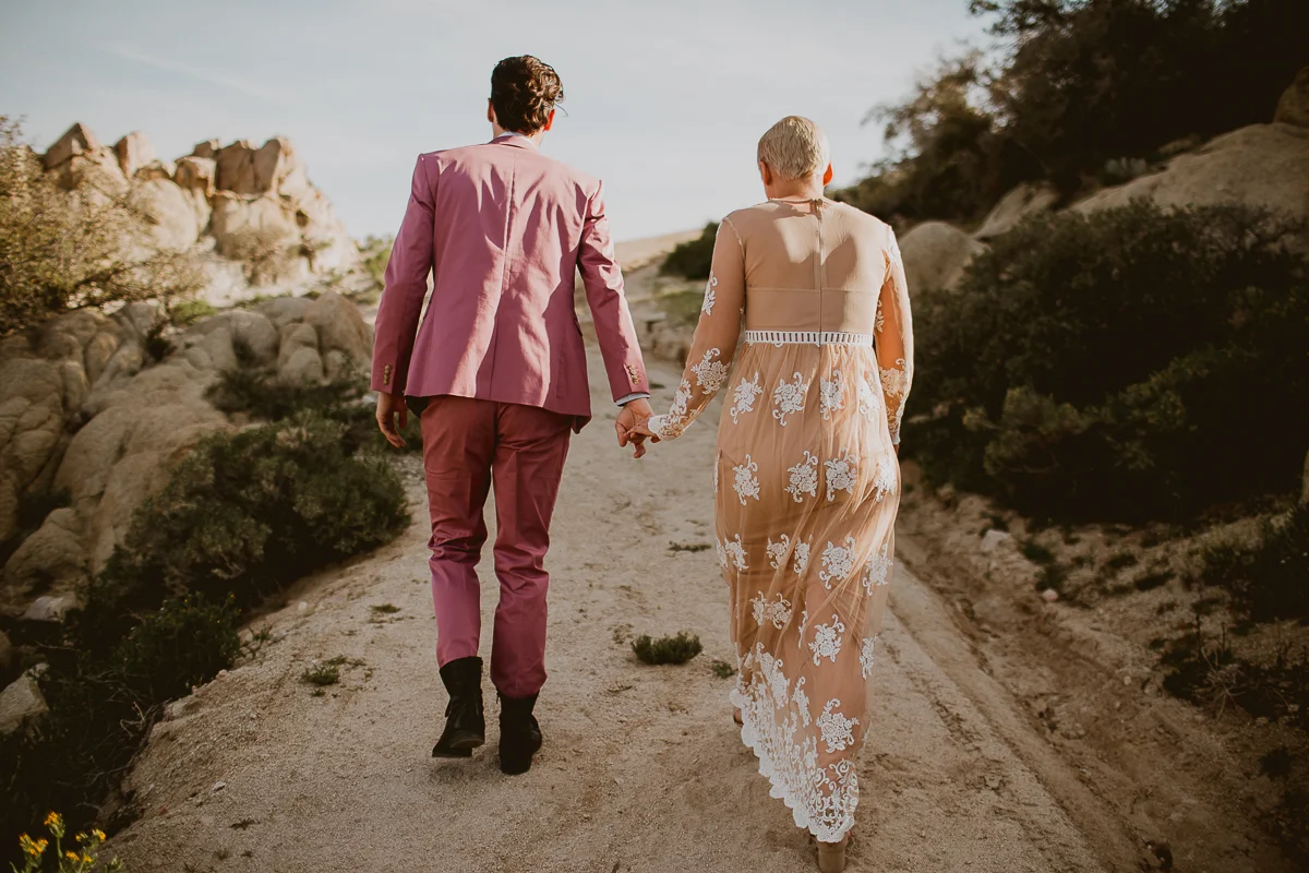 joshua-tree-national-park-engagement-kelley-raye-los-angeles-wedding-photographer-1.jpg