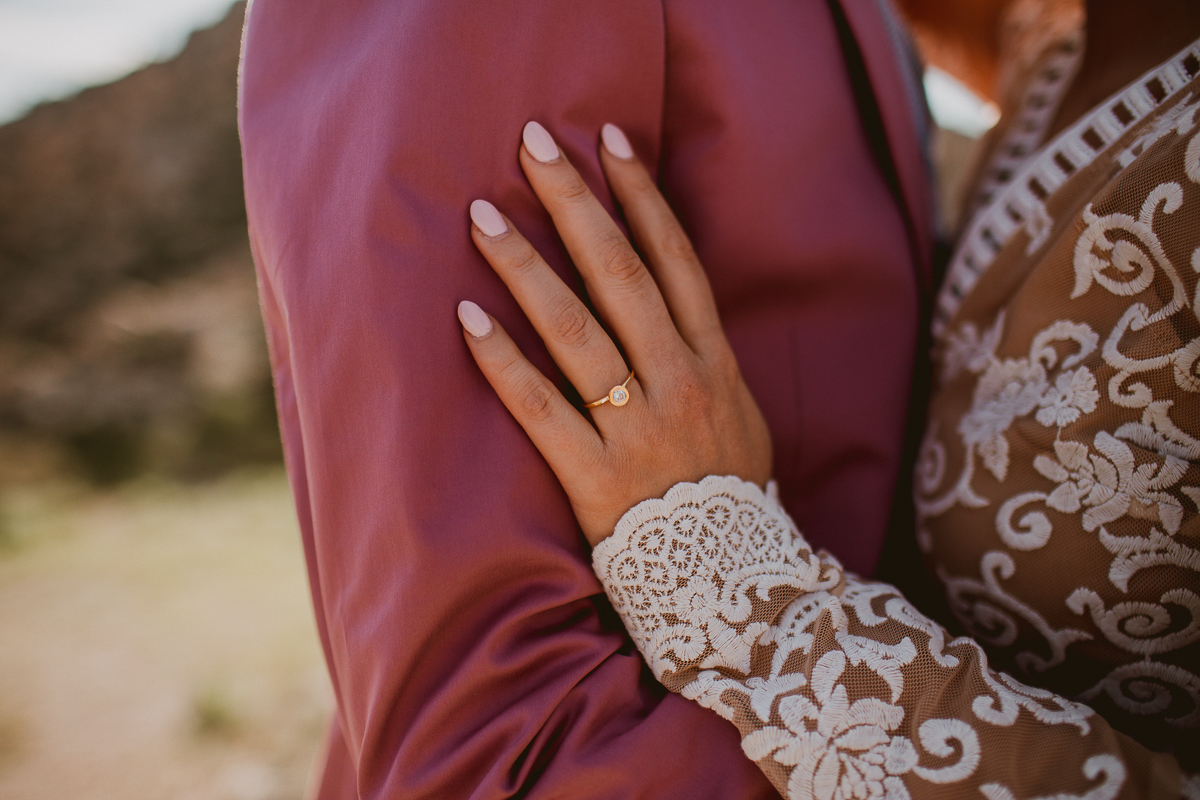 joshua-tree-national-park-engagement-kelley-raye-los-angeles-wedding-photographer-19.jpg
