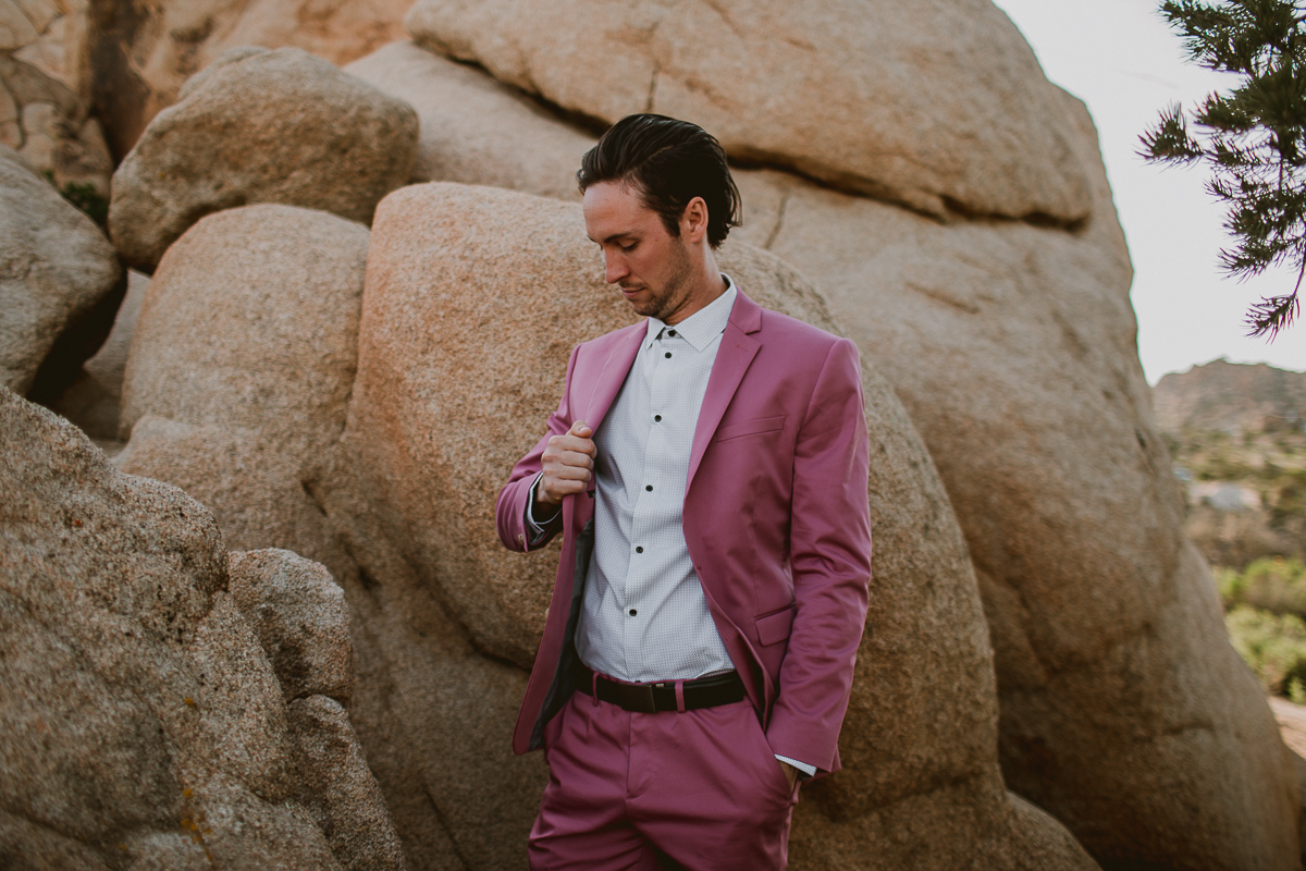 joshua-tree-national-park-engagement-kelley-raye-los-angeles-wedding-photographer-39.jpg