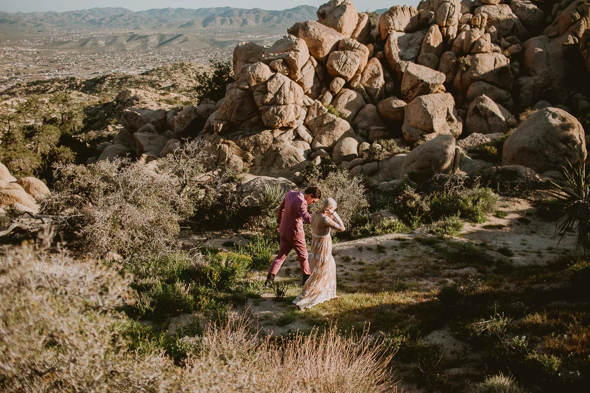 joshua-tree-national-park-engagement-kelley-raye-los-angeles-wedding-photographer-51.jpg