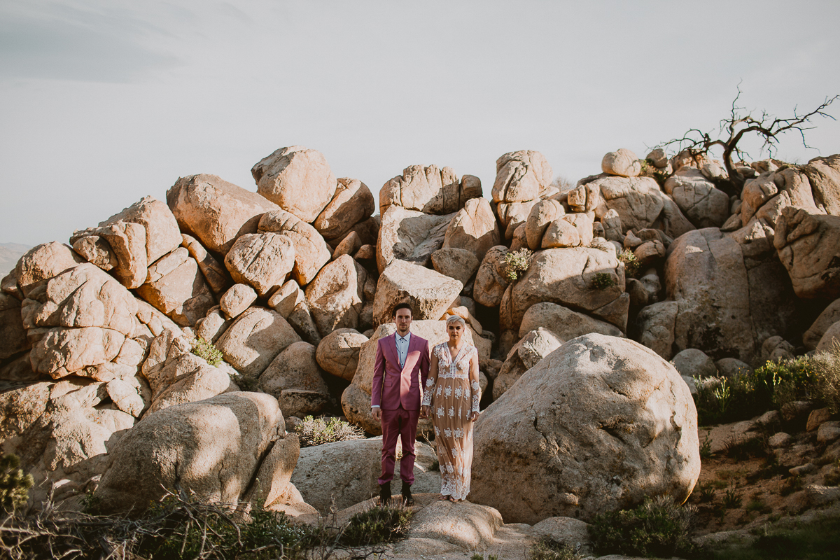 joshua-tree-national-park-engagement-kelley-raye-los-angeles-wedding-photographer-56.jpg