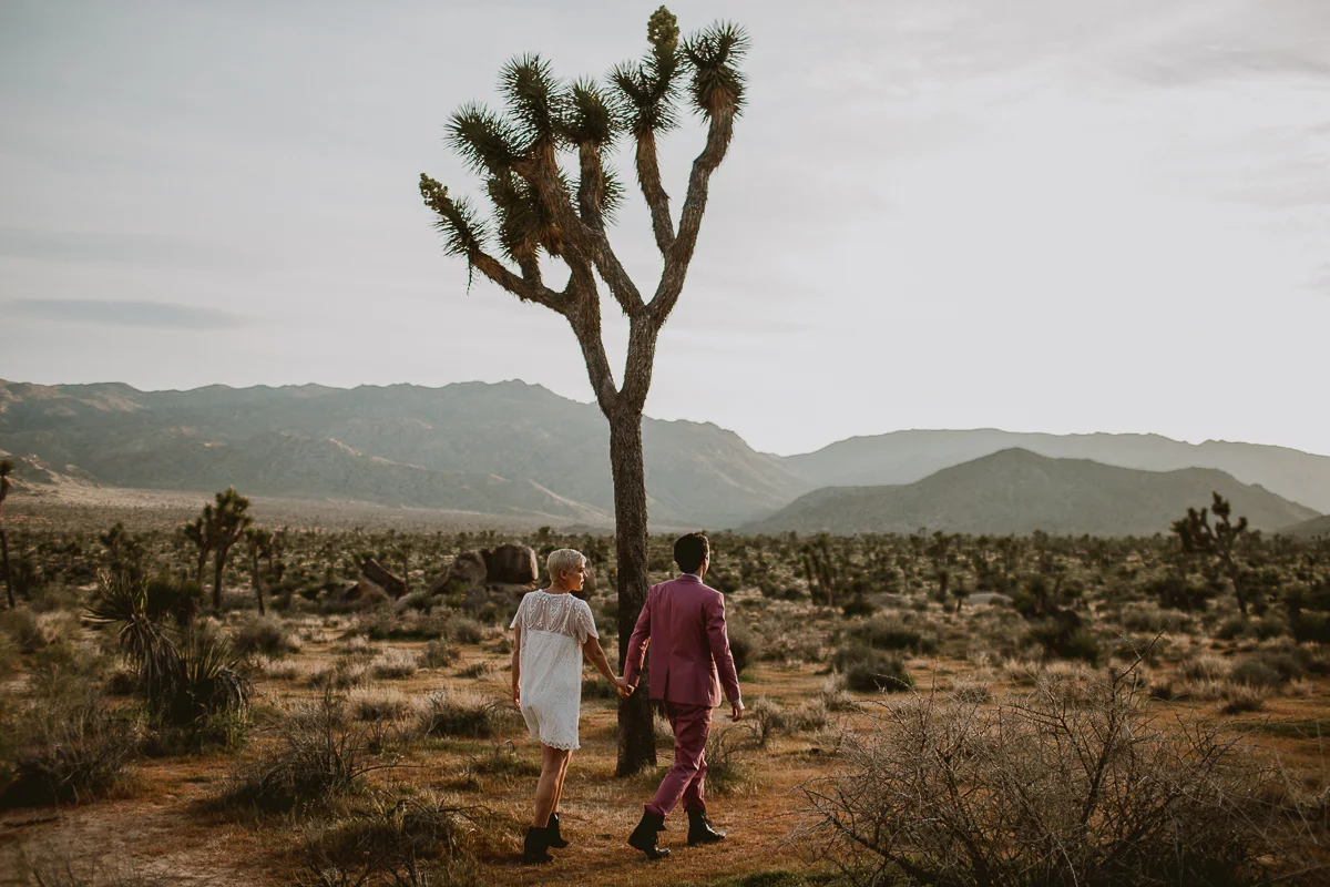 joshua-tree-national-park-engagement-kelley-raye-los-angeles-wedding-photographer-65.jpg