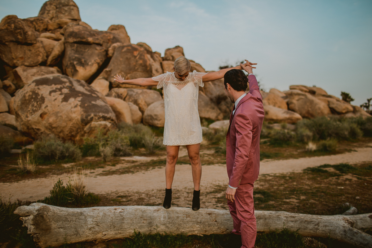 joshua-tree-national-park-engagement-kelley-raye-los-angeles-wedding-photographer-111.jpg