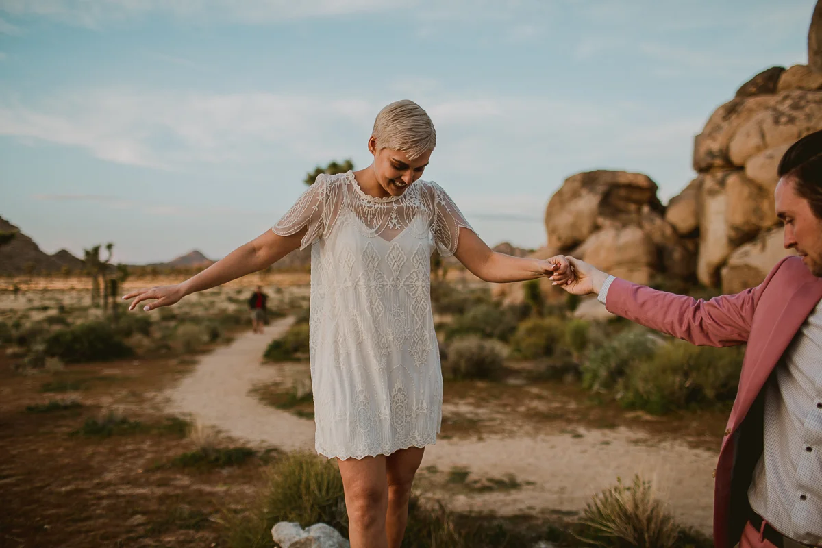 joshua-tree-national-park-engagement-kelley-raye-los-angeles-wedding-photographer-115.jpg