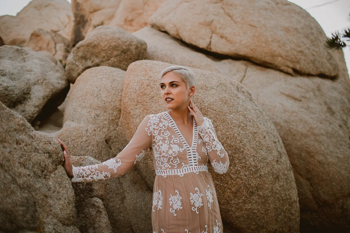 joshua-tree-national-park-engagement-kelley-raye-los-angeles-wedding-photographer-29.jpg