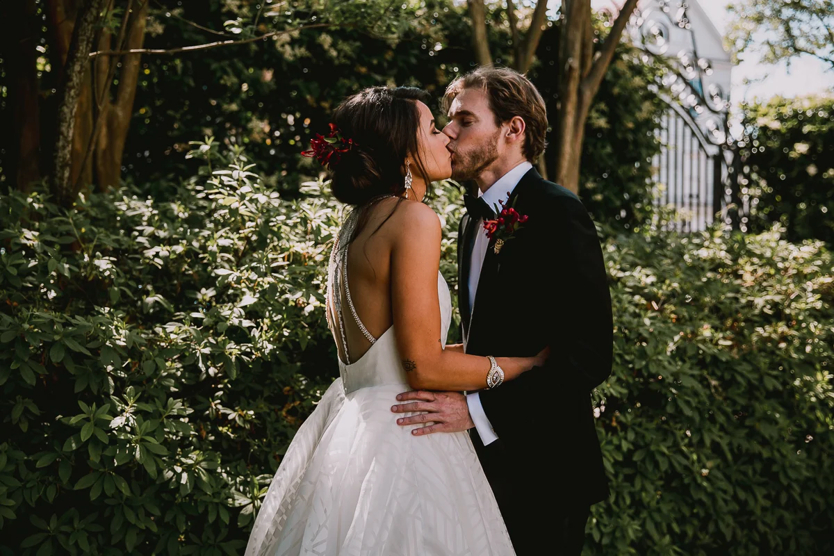 william-aiken-house-charleston-kelley-raye-los-angeles-wedding-photographer-41.jpg