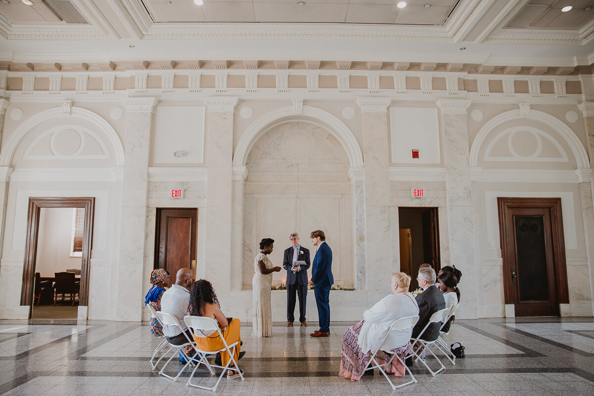 ahoua-owen-kelley-raye-los-angeles-wedding-photographer-historic-dekalb-courthouse-intimate-wedding-33.jpg