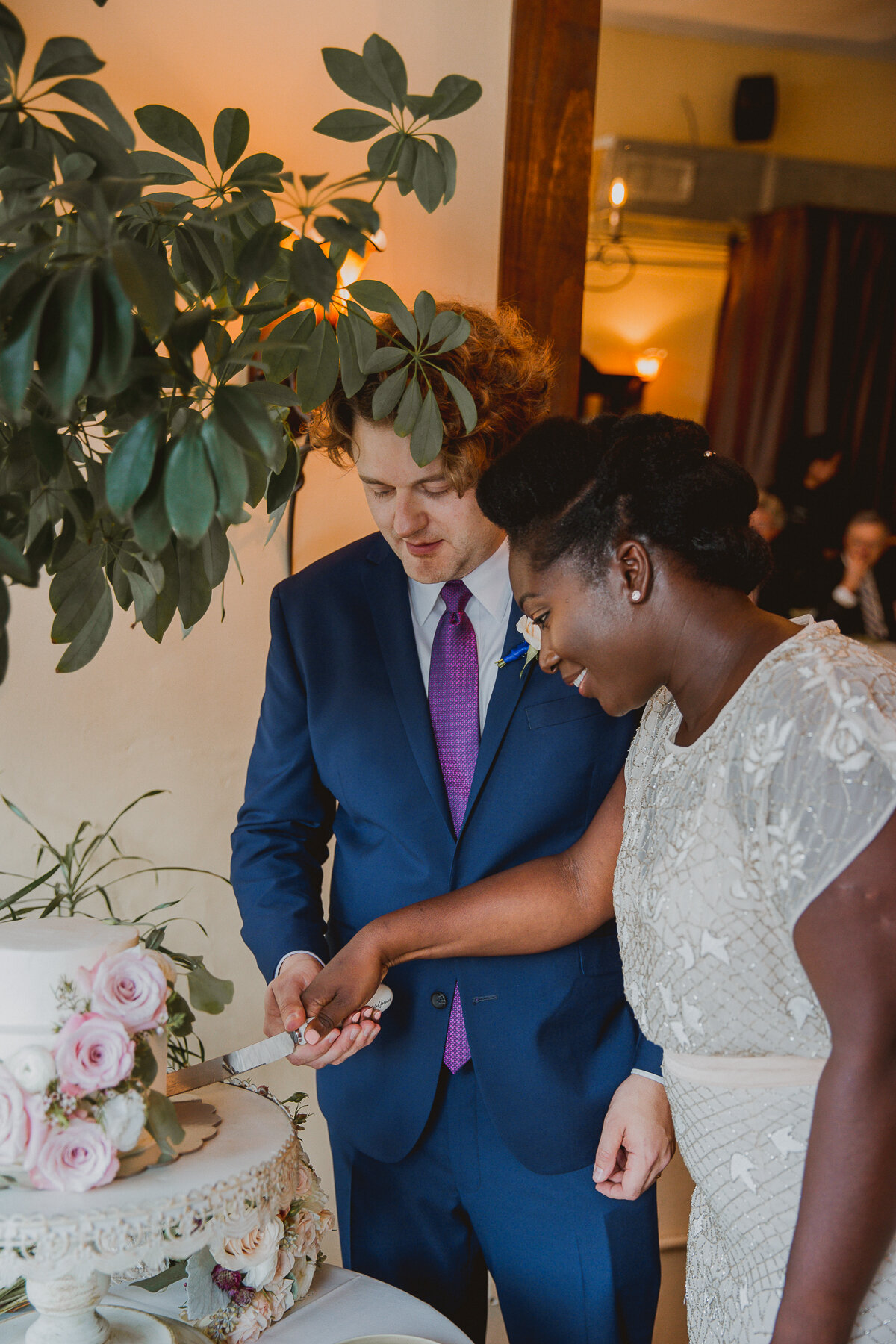 ahoua-owen-kelley-raye-los-angeles-wedding-photographer-historic-dekalb-courthouse-intimate-wedding-83.jpg